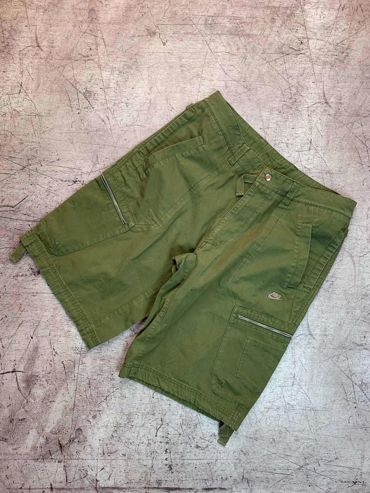 Nike × Vintage Vintage Nike Y2K Cargo Mens Shorts Size US 34 / EU 50 - 1 Thumbnail