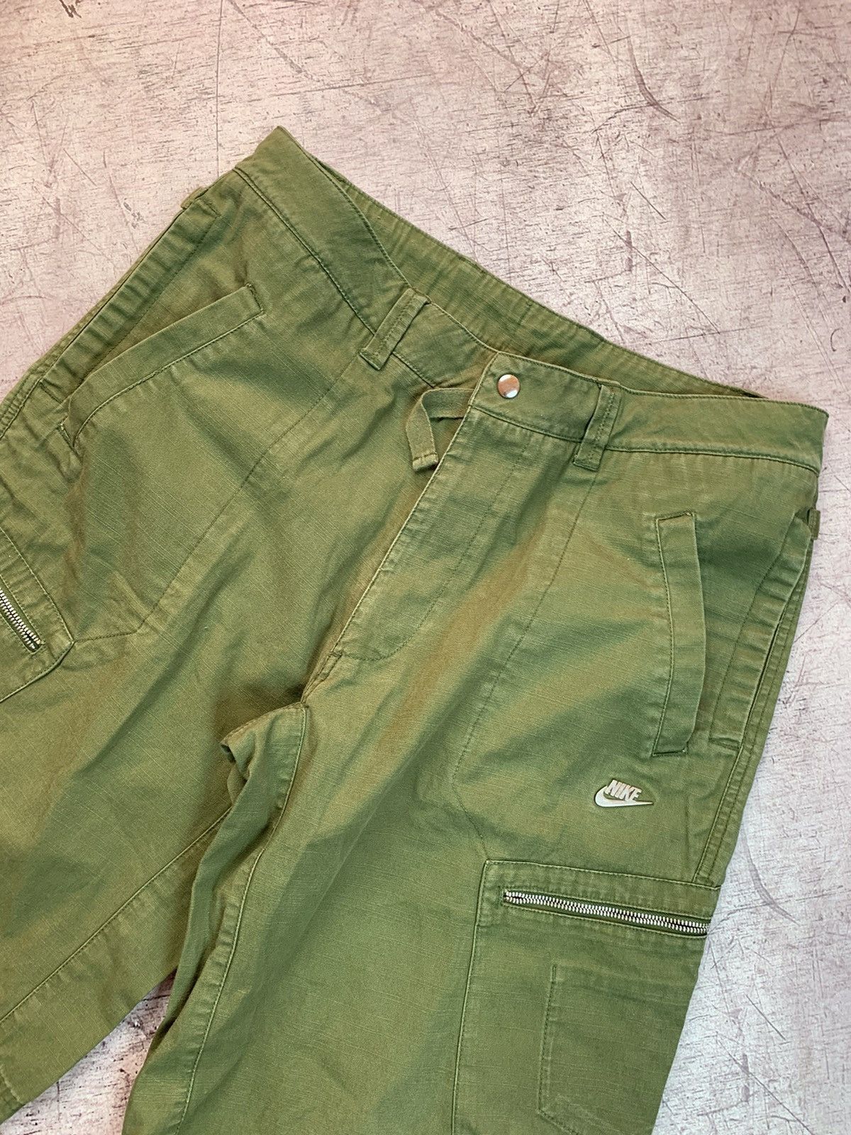 Nike × Vintage Vintage Nike Y2K Cargo Mens Shorts Size US 34 / EU 50 - 5 Thumbnail