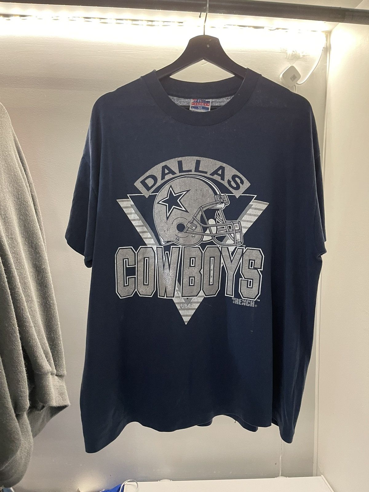 Dallas Cowboys Vintage 90s NFL TShirt - Yeswefollow