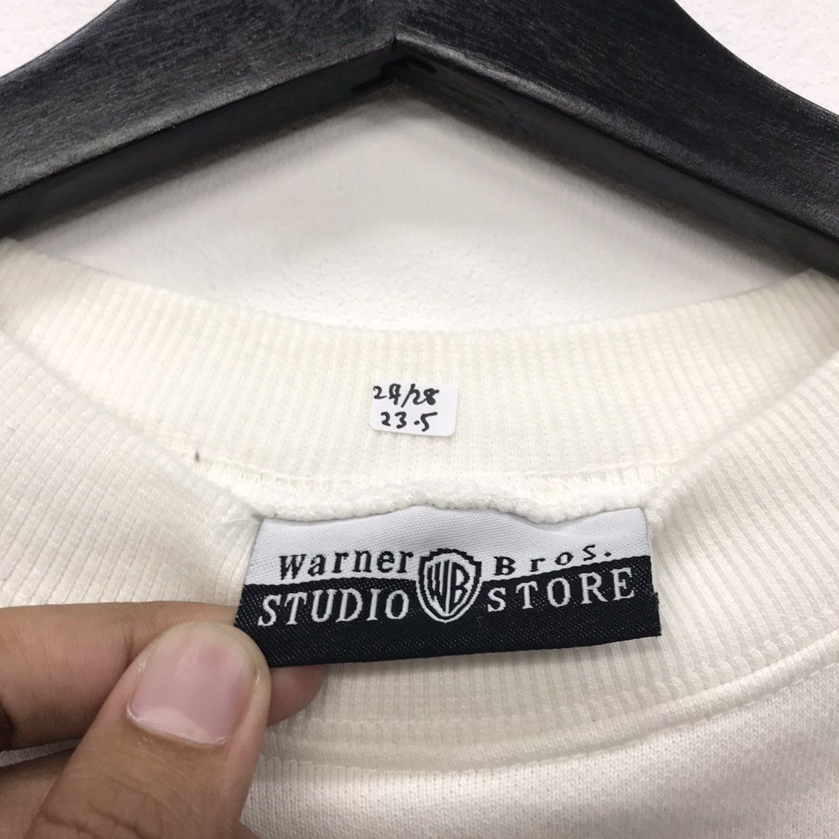 Vintage × Warner Bros Rare!! Vintage Warner Bros Looney Tunes Embroidery Size US L / EU 52-54 / 3 - 15 Thumbnail