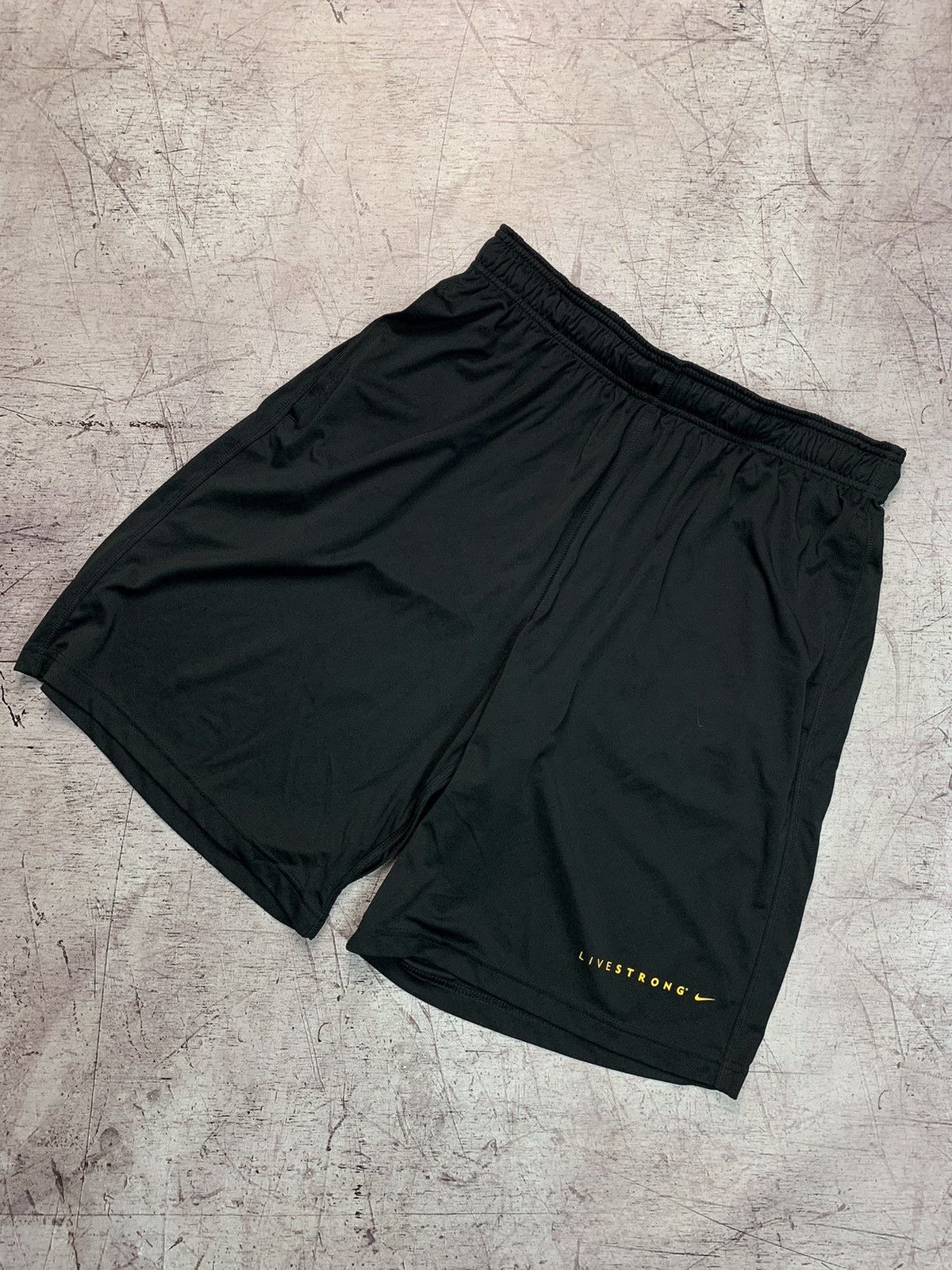 Nike × Vintage Vintage Nike Streetwear Y2K Shorts Size US 34 / EU 50 - 6 Thumbnail