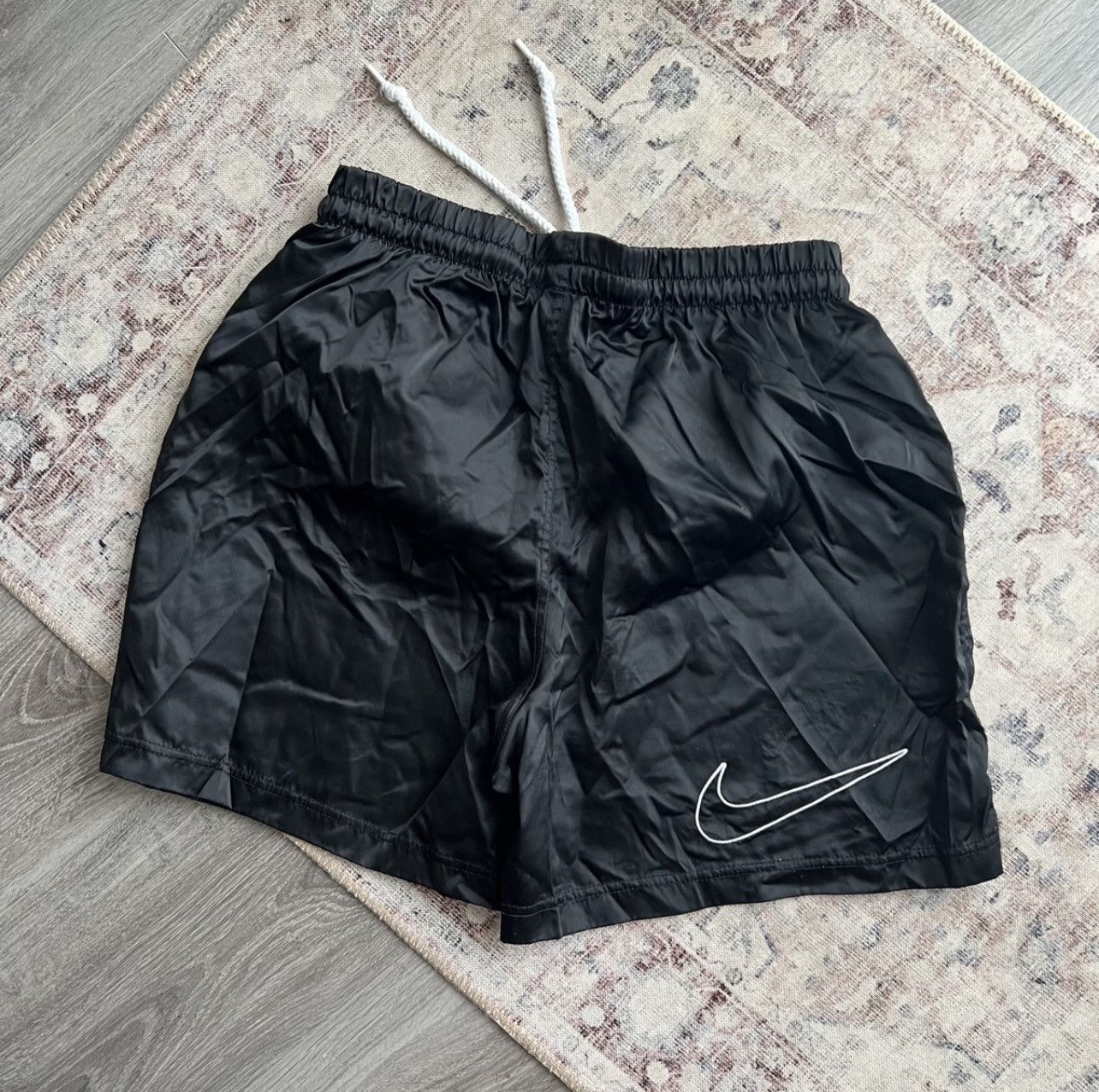 Nike × Vintage Vintage Nike shorts 90s Size US 31 - 2 Thumbnail