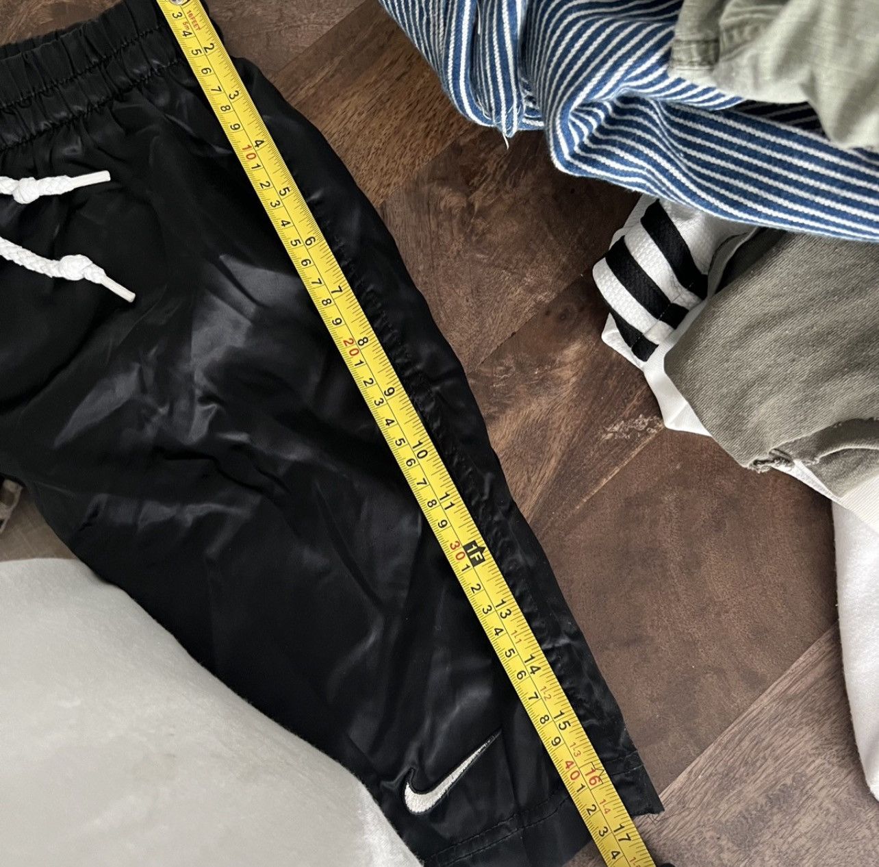 Nike × Vintage Vintage Nike shorts 90s Size US 31 - 5 Thumbnail