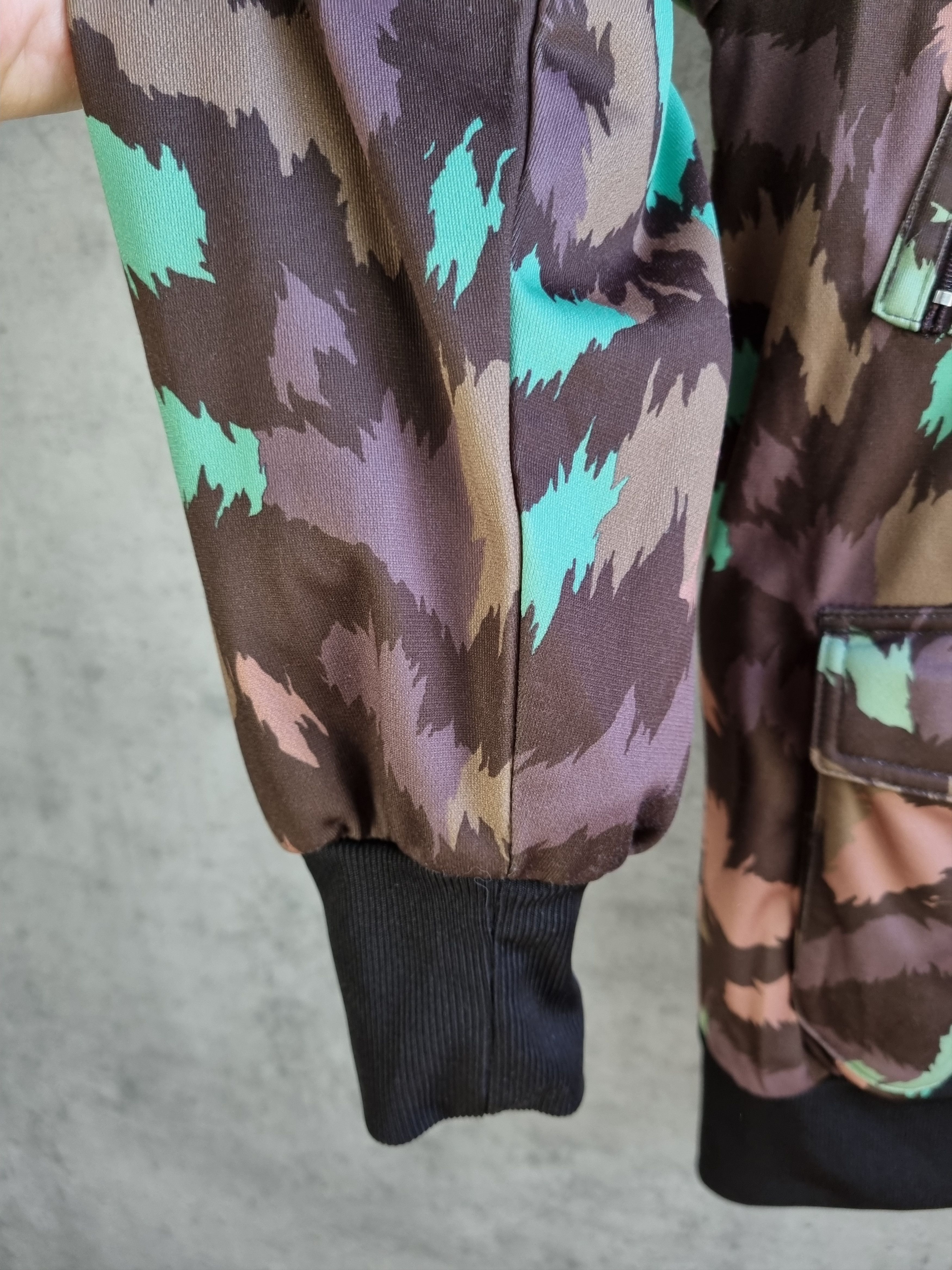 Adidas × Jeremy Scott Rare Jeremy Scott Adidas fisherman bomber jacket Size US M / EU 48-50 / 2 - 19 Thumbnail