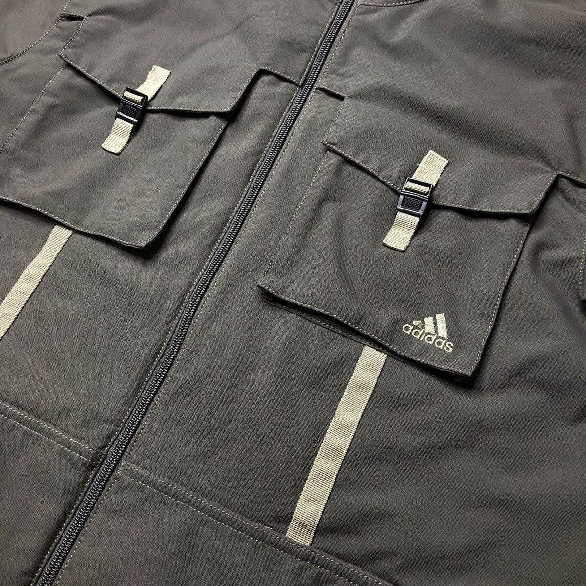 Adidas Adidas Vintage StreetWear Japan Rarel 2 in 1 Jacket + Vests Size US L / EU 52-54 / 3 - 8 Thumbnail