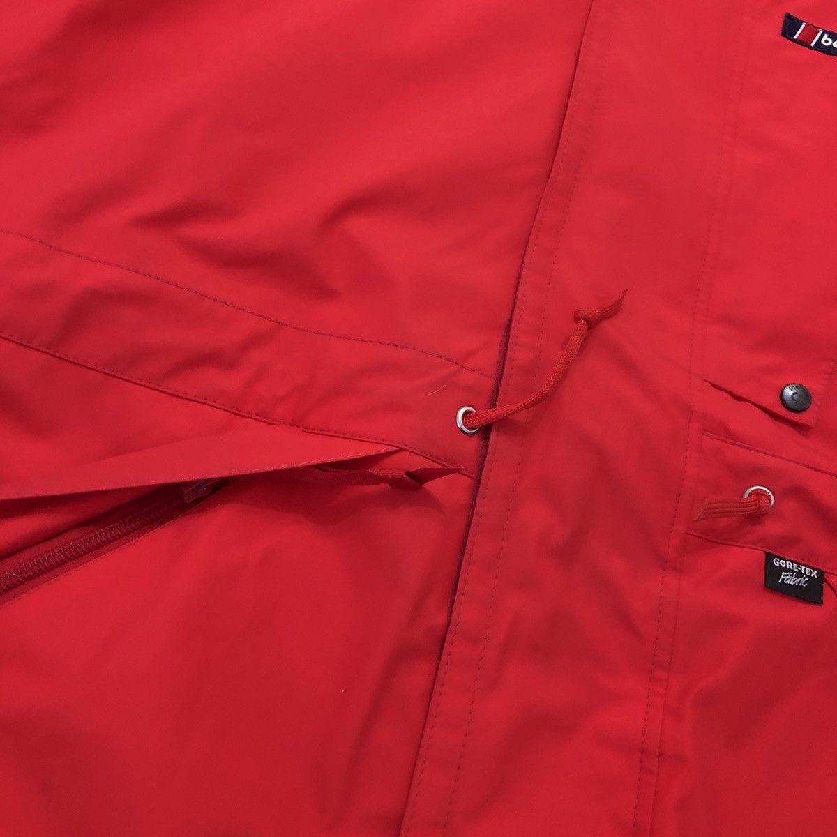 Berghaus Berghaus Gore-Tex Vintage StreetWear Outdoor Size US L / EU 52-54 / 3 - 9 Thumbnail