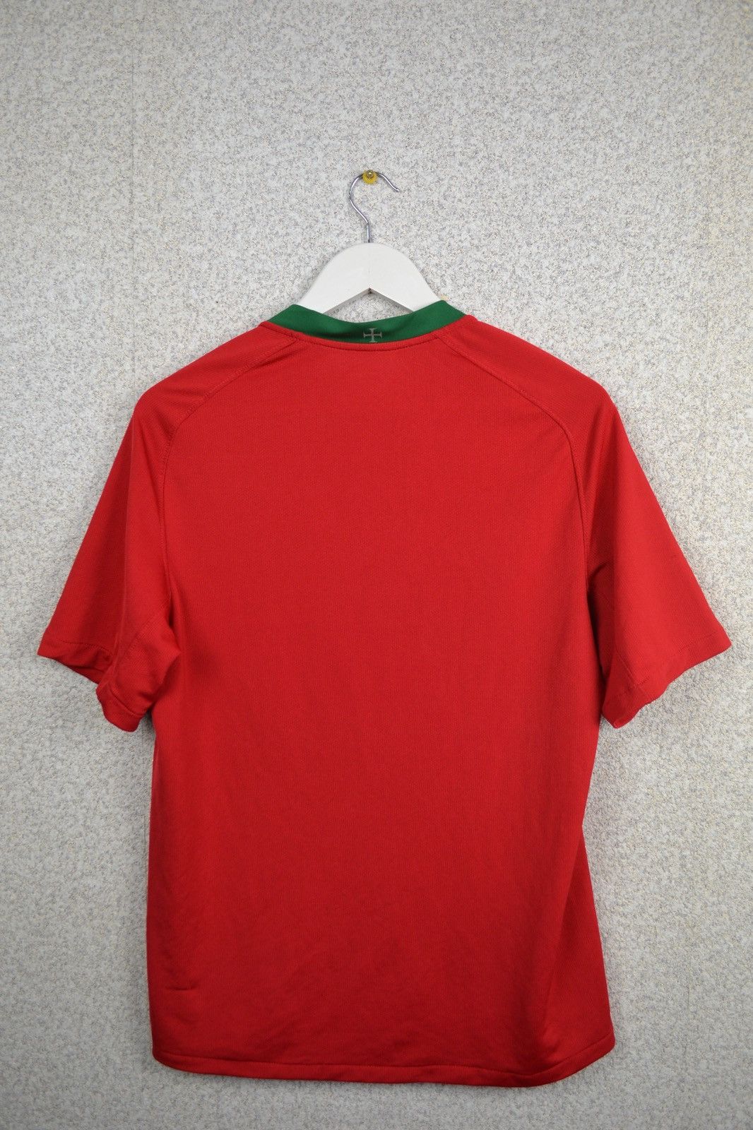 Nike × Vintage Portugal vintage Nike 2008 2010 home soccer jersey World Cup Size US M / EU 48-50 / 2 - 2 Thumbnail