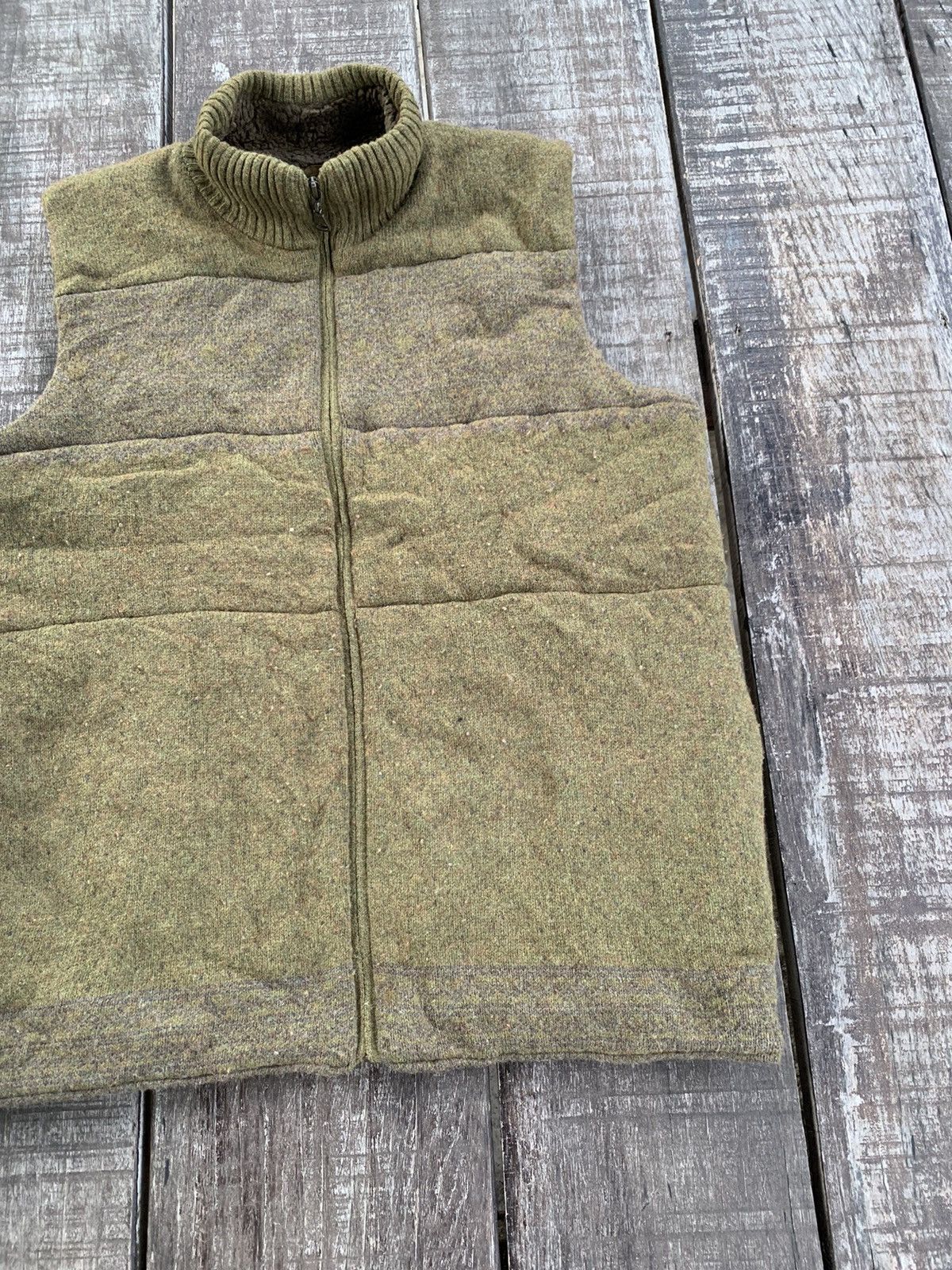 Vintage Crocodile fleece sleeveless full zipper Size US M / EU 48-50 / 2 - 4 Thumbnail