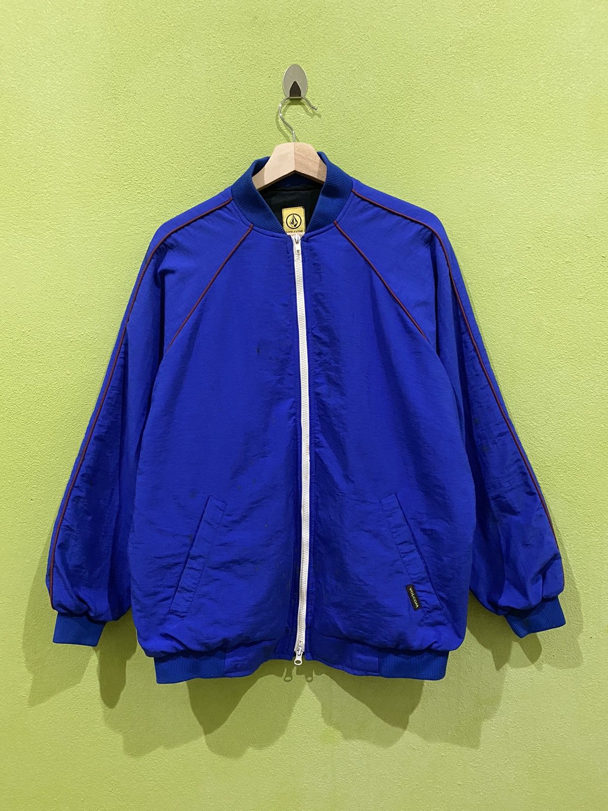 Vintage × Volcom Vintage Volcom Made In USA bomber Jacket Design Size US S / EU 44-46 / 1 - 1 Thumbnail