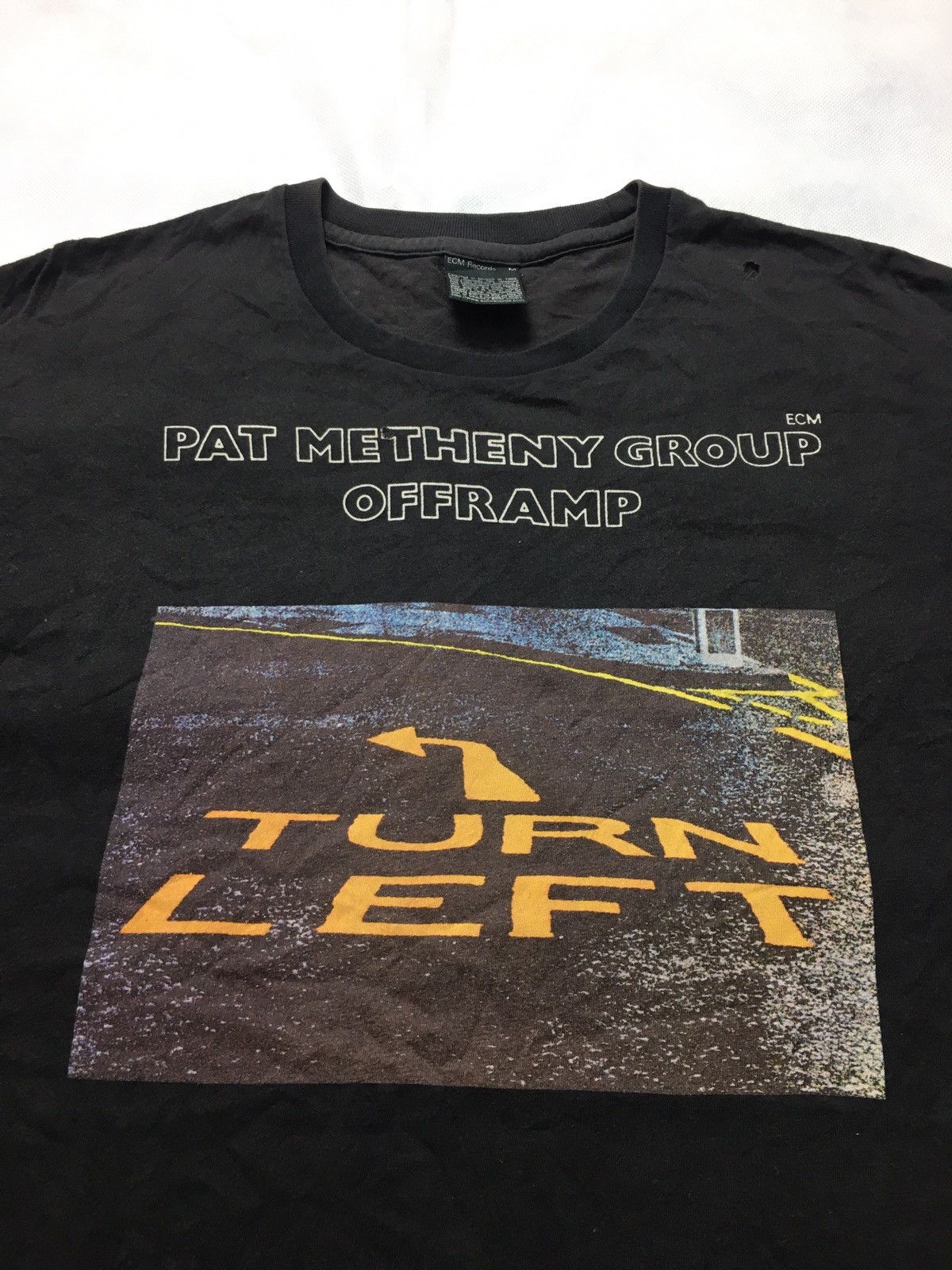 Band Tees × Uniqlo × Vintage Pat Metheny Group Offramp Album by Ecm Record Tee Size US M / EU 48-50 / 2 - 2 Thumbnail