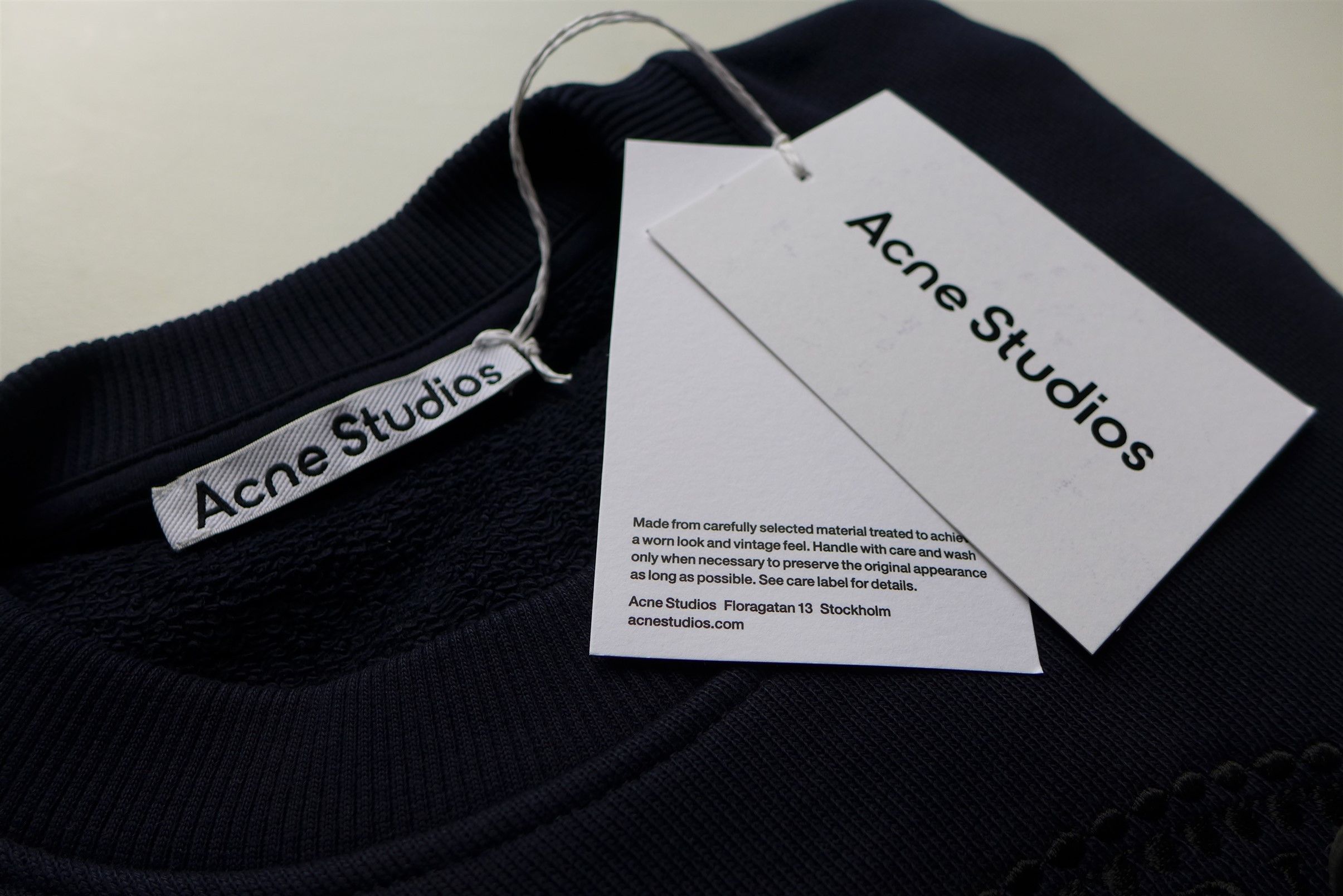 Acne Studios Acne Studios Forban Embroidered Sweatshirt - Navy Size US M / EU 48-50 / 2 - 6 Thumbnail