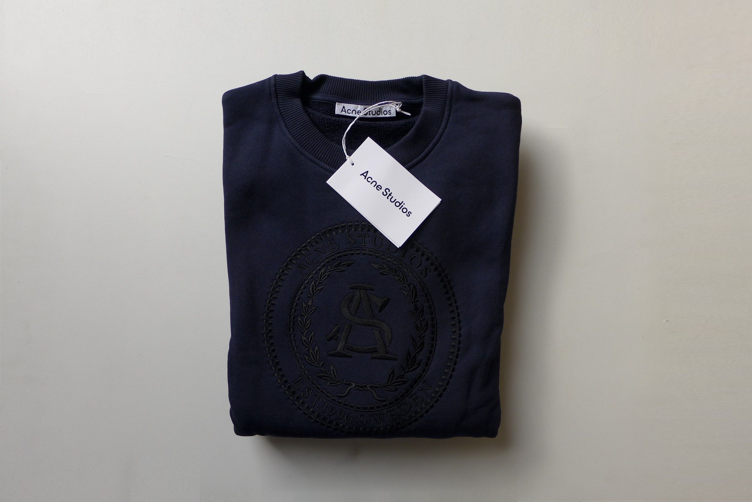 Acne Studios Acne Studios Forban Embroidered Sweatshirt - Navy Size US M / EU 48-50 / 2 - 4 Thumbnail