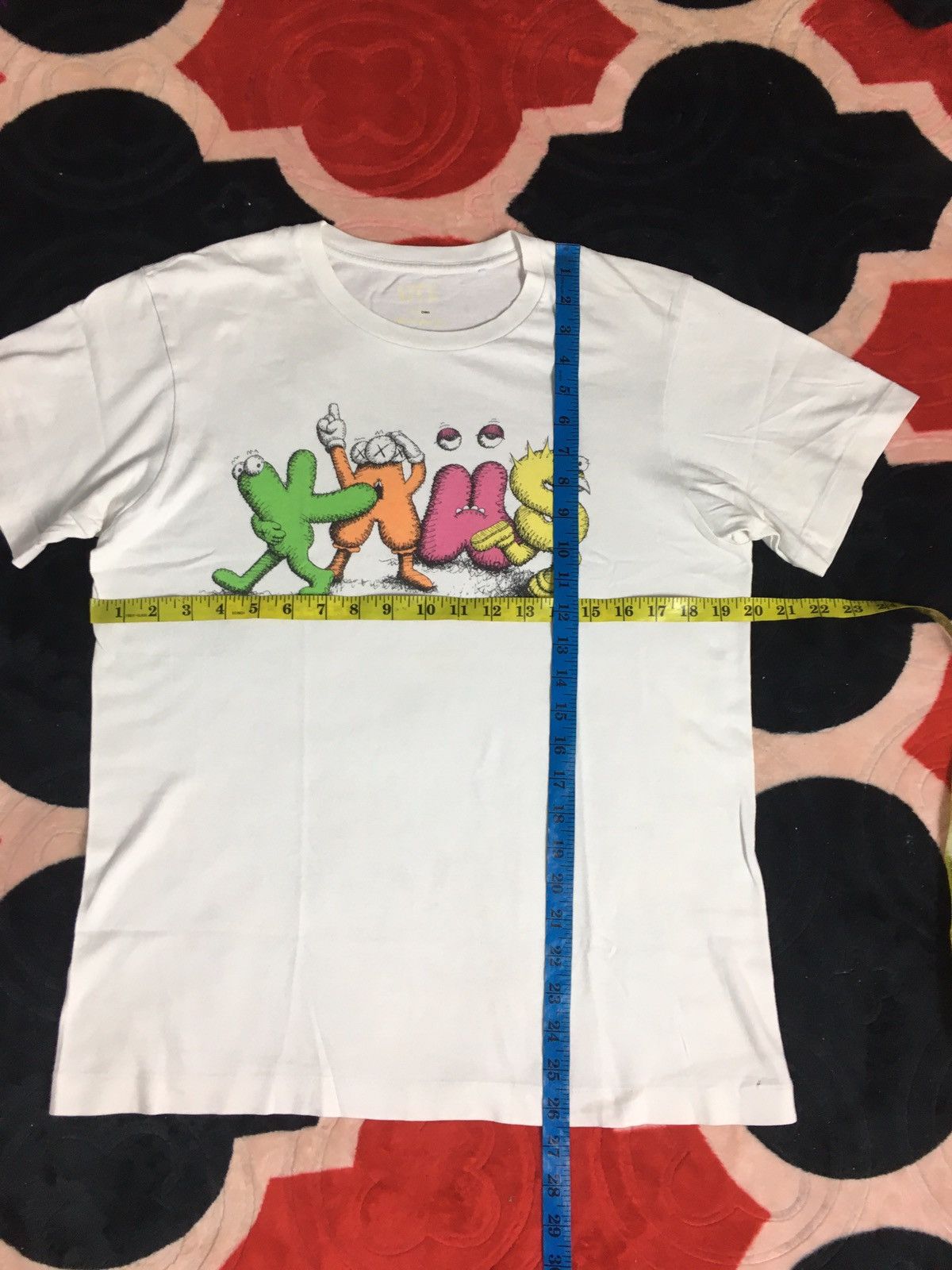 Kaws × Original Fake × Uniqlo Kaws Spell Out Multicolor Tee Shirt Uniqlo Size US M / EU 48-50 / 2 - 10 Thumbnail