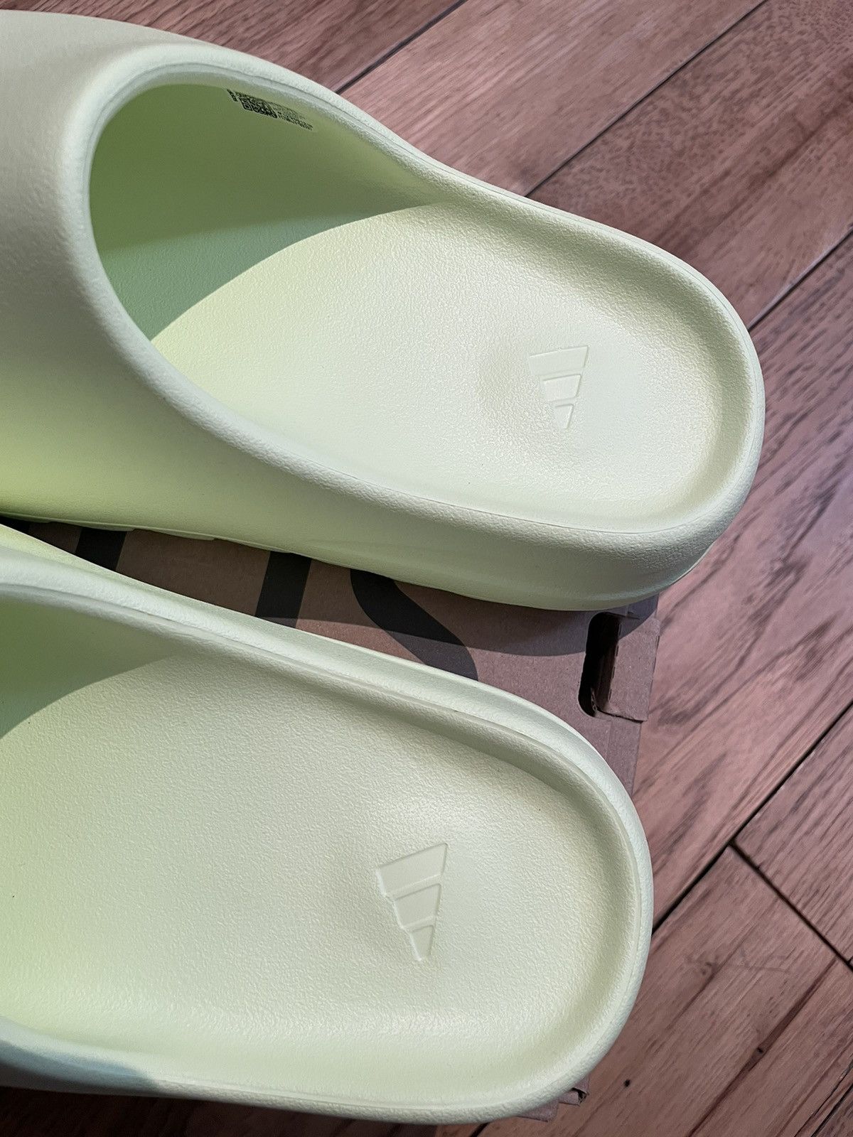 Adidas × Kanye West Yeezy Slide Glow Green Restock 2022 Size US 10 / EU 43 - 4 Thumbnail