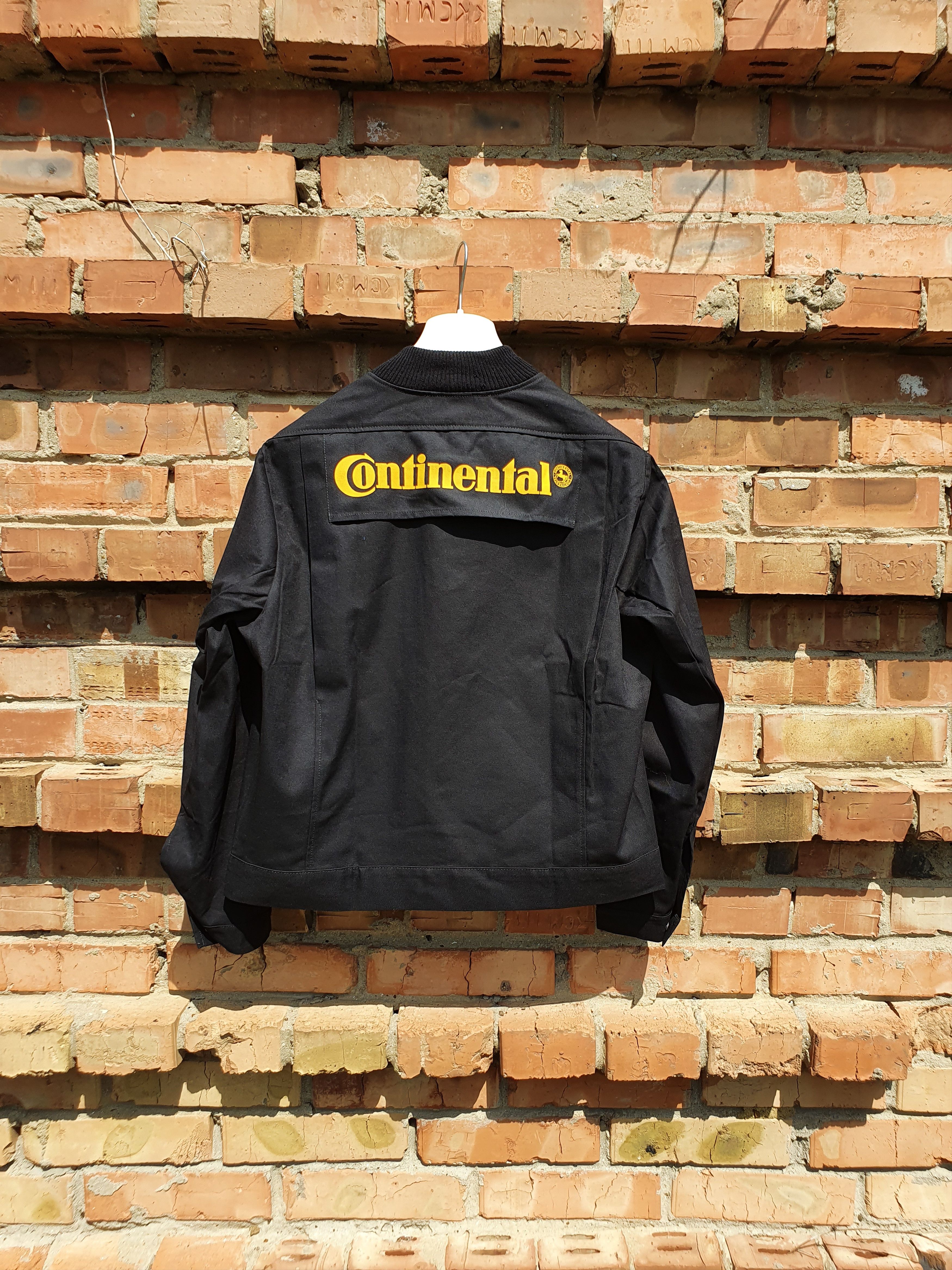 Formula 1 × NASCAR Rare Formula 1 Continental Racing Worker Light Jacket Size US M / EU 48-50 / 2 - 8 Thumbnail