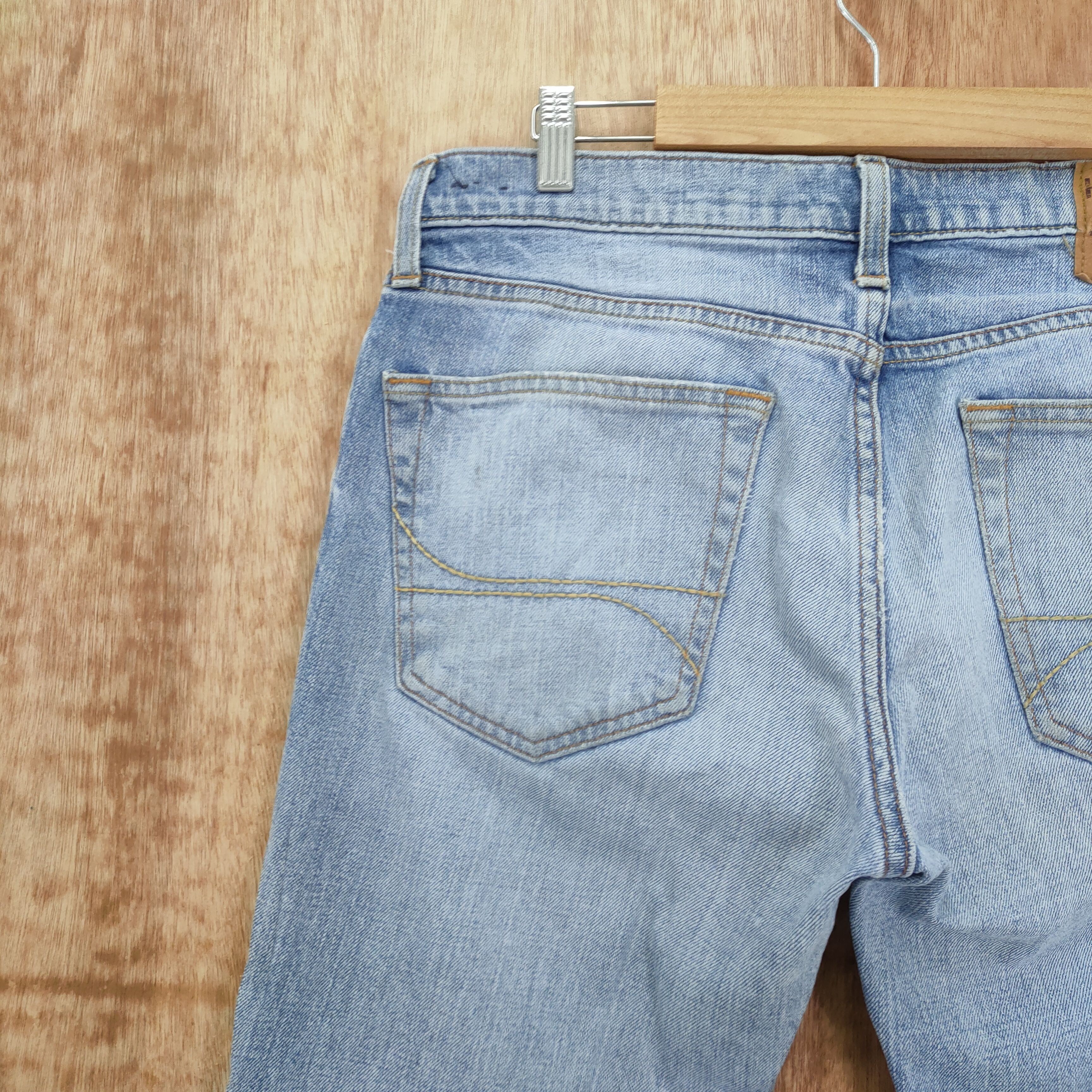 Hollister × StraightFaded 34 × 32 HOLLISTER SUPER SKINNY FADED JEAN Size US 34 / EU 50 - 14 Thumbnail