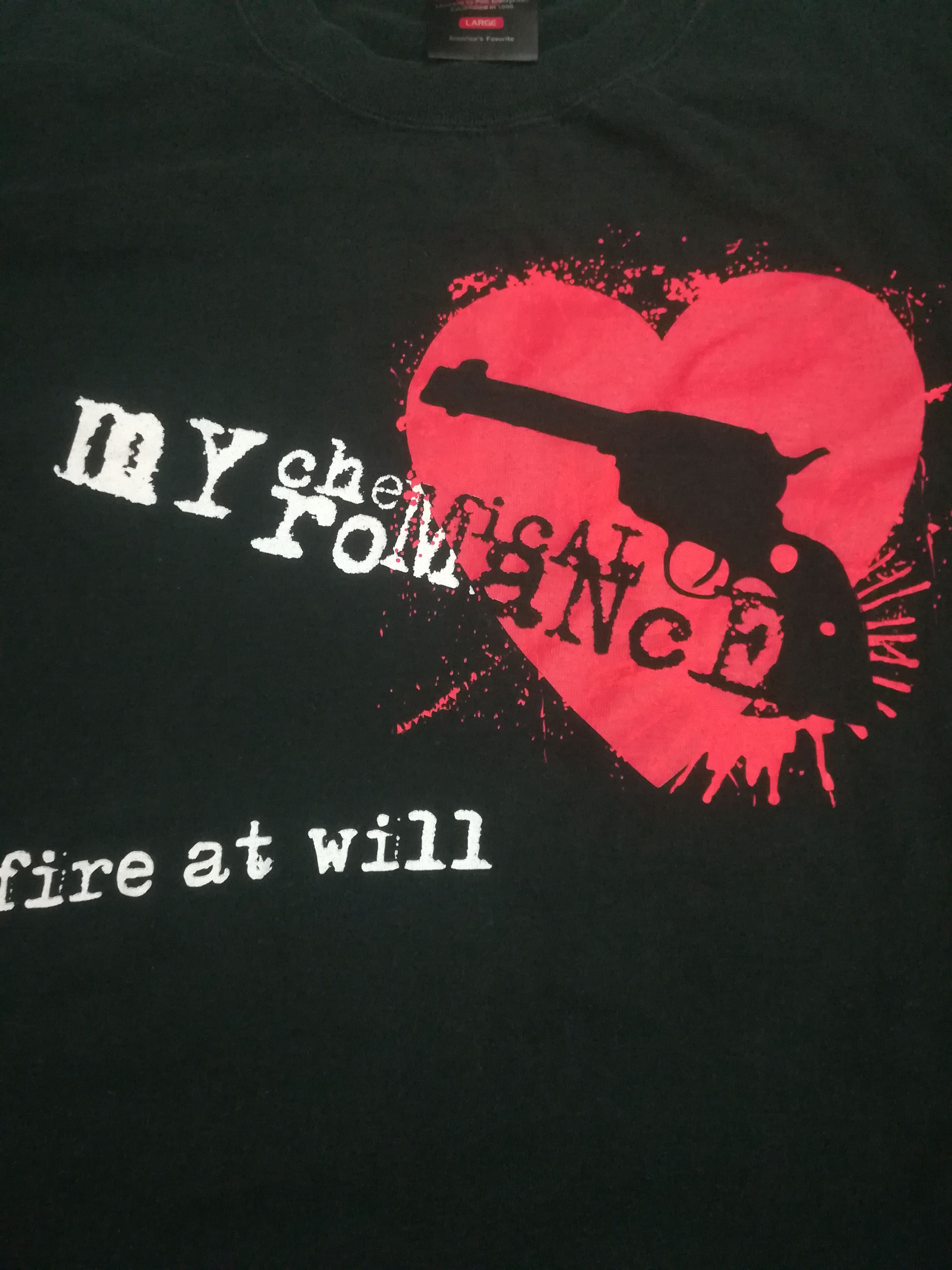 Band Tees × Vintage Vintage My Chemical Romance fire at will Tshirt Size US L / EU 52-54 / 3 - 2 Thumbnail