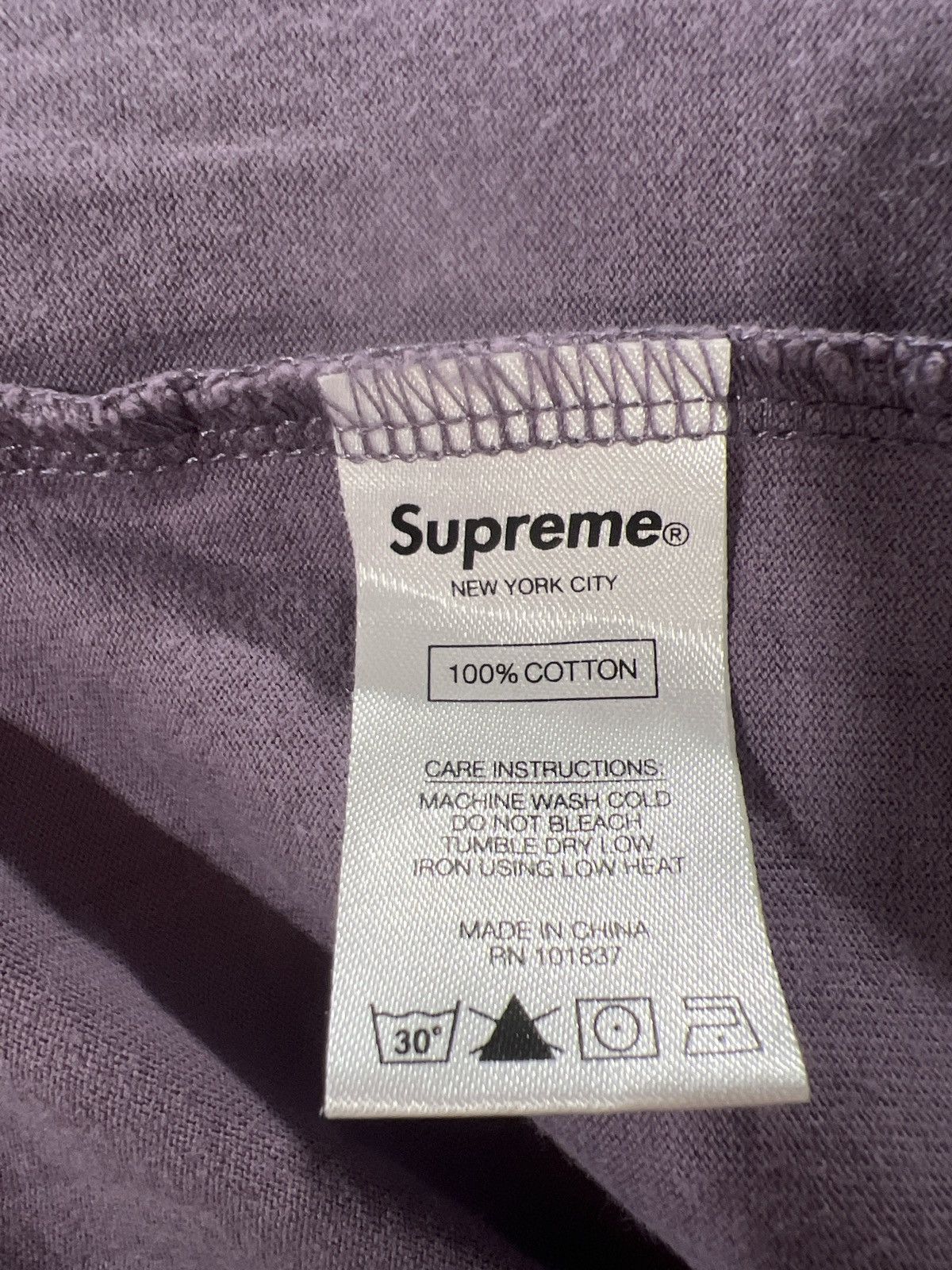 Supreme Supreme Small Box Logo Tee Size US L / EU 52-54 / 3 - 6 Thumbnail