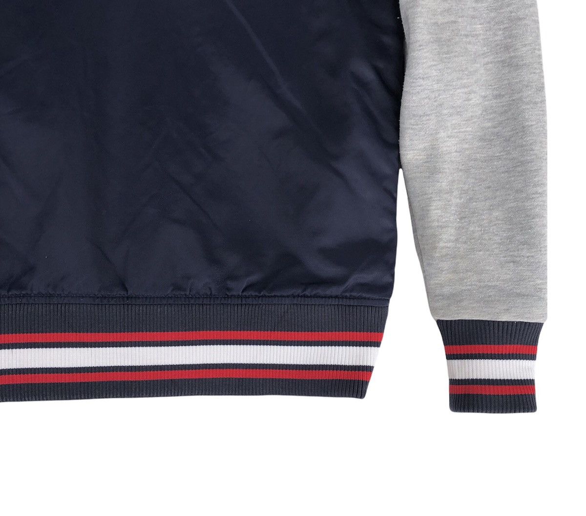 MLB MLB New York Yankees Hooded Varsity Jacket Size US M / EU 48-50 / 2 - 11 Thumbnail