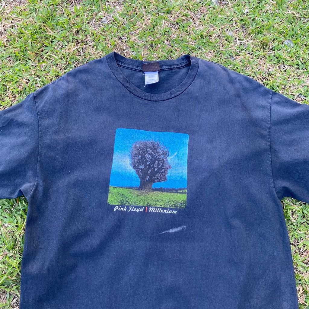 Band Tees Thrashed Faded Distressed Pink Floyd Millennium Band Tee Size US XL / EU 56 / 4 - 2 Thumbnail