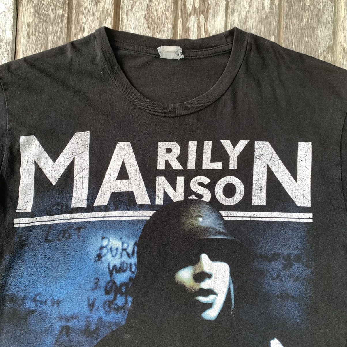 Band Tees Thrashed Faded Marilyn Manson Band Tee Tshirt Rare Size US M / EU 48-50 / 2 - 4 Thumbnail