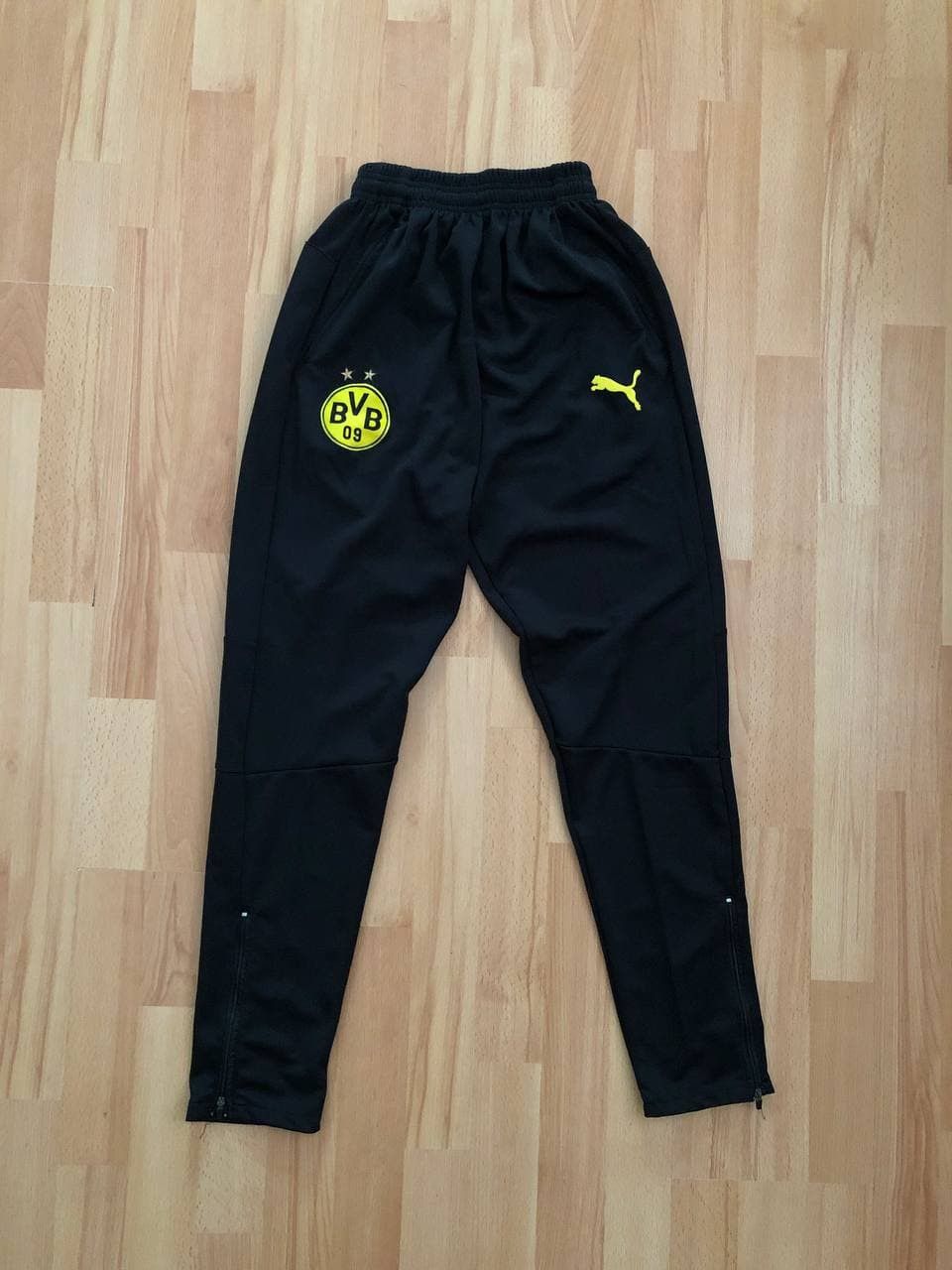 Puma Borusia Dortmund Puma Track Suit Pants Soccer Black Size US 30 / EU 46 - 1 Thumbnail