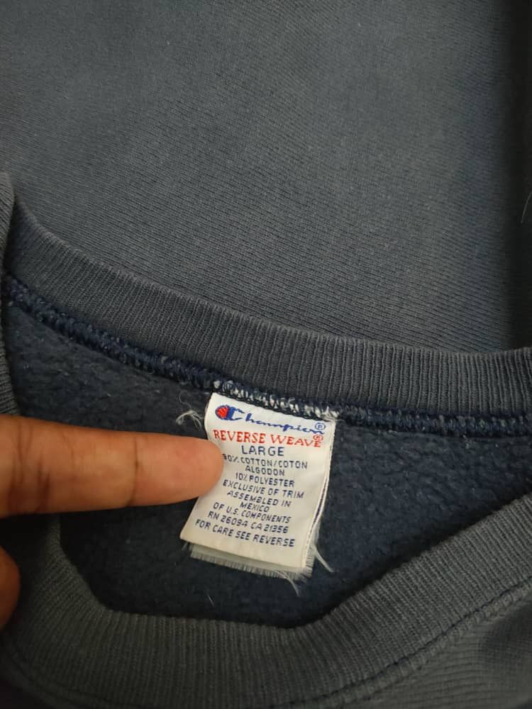 Champion Vtg Champion Reverse Weave Faded Sweatshirt Size US L / EU 52-54 / 3 - 5 Thumbnail