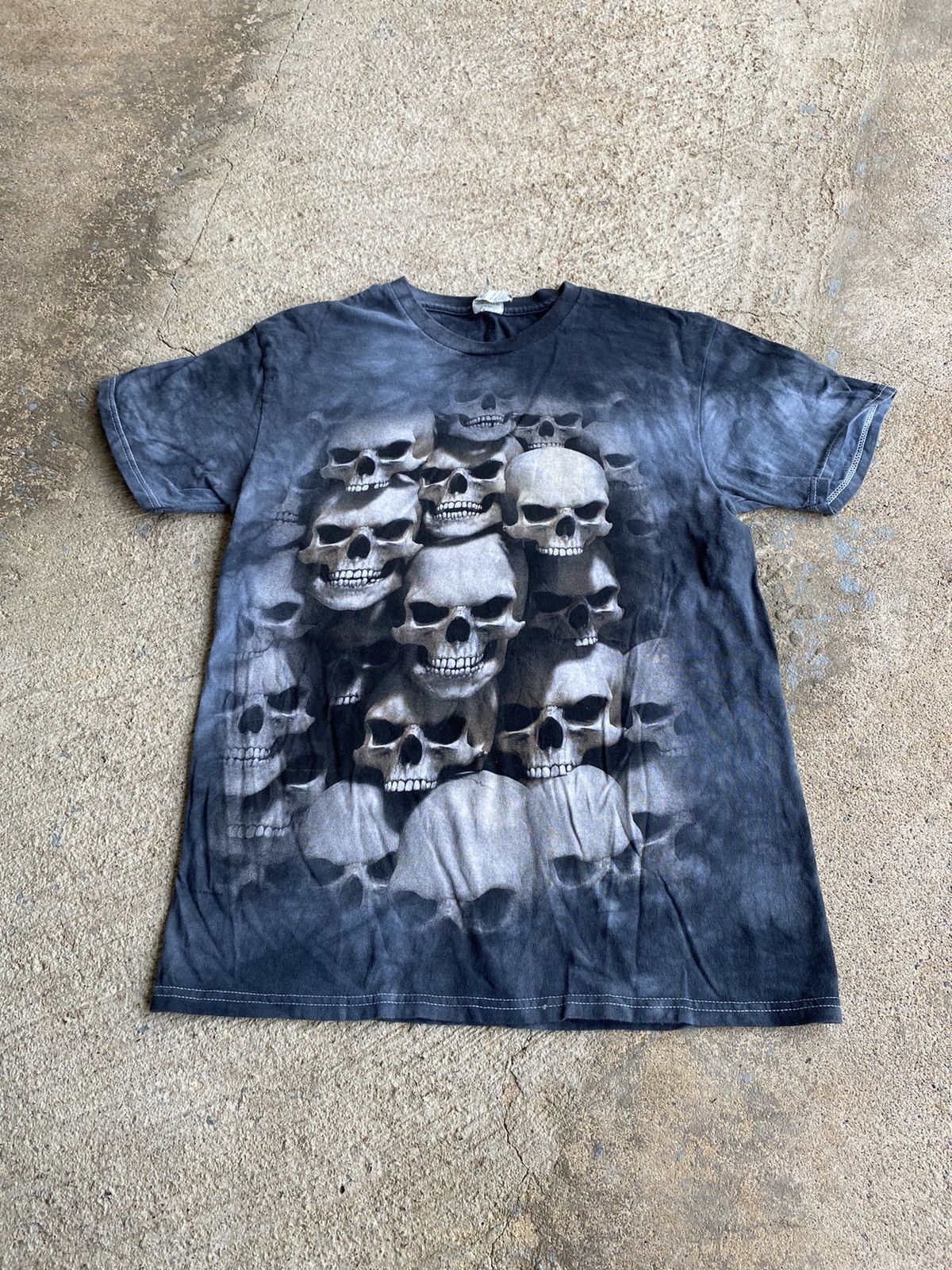 Vintage Vintage Y2K Skull Pile All Over Shirt Size US S / EU 44-46 / 1 - 1 Thumbnail