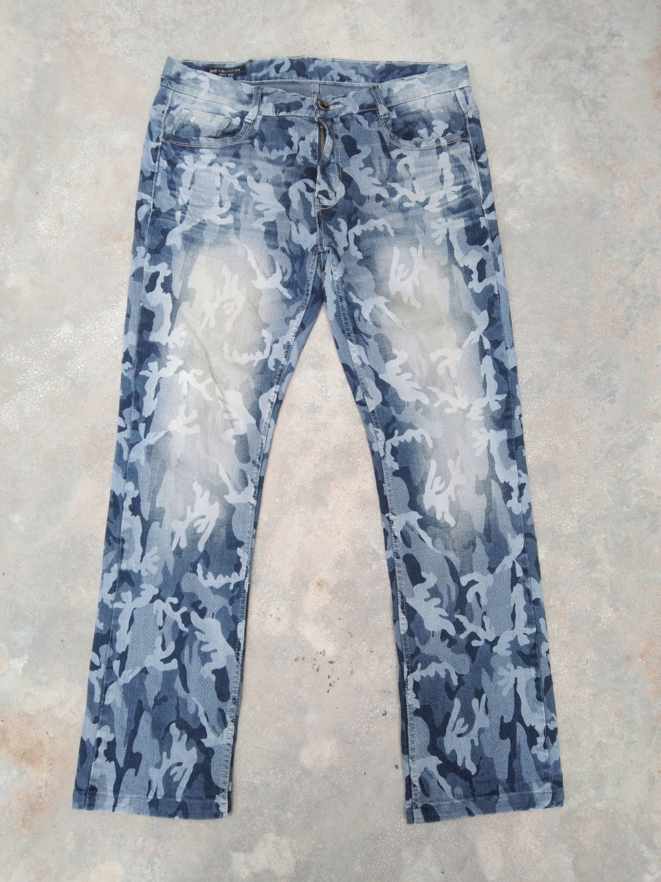 Jean GRF Korean Brand Camo Jeans Style 34x30 Size US 34 / EU 50 - 1 Thumbnail