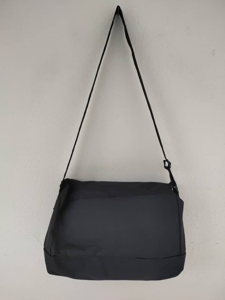 Kansai Massenger Bag