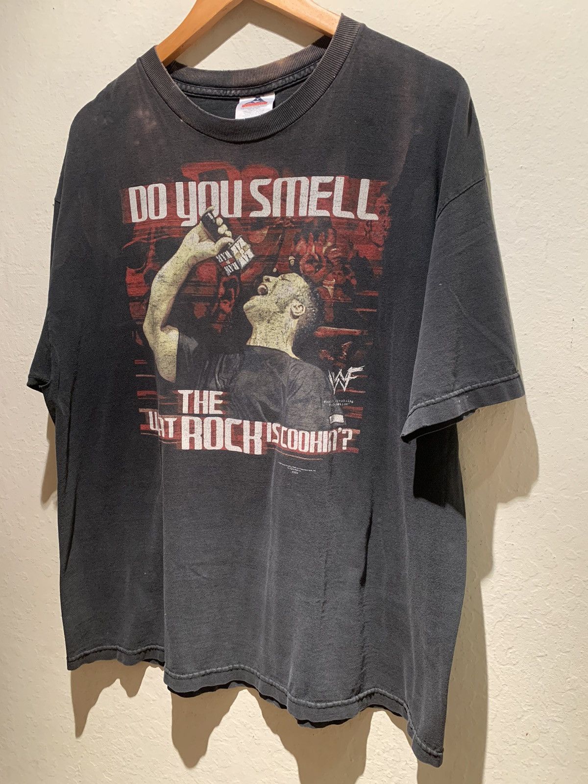 Vintage × WWE × WWF *RARE* Vintage 2000 The Rock WWE WWF Wrestling T-Shirt - XL Size US XL / EU 56 / 4 - 1 Thumbnail
