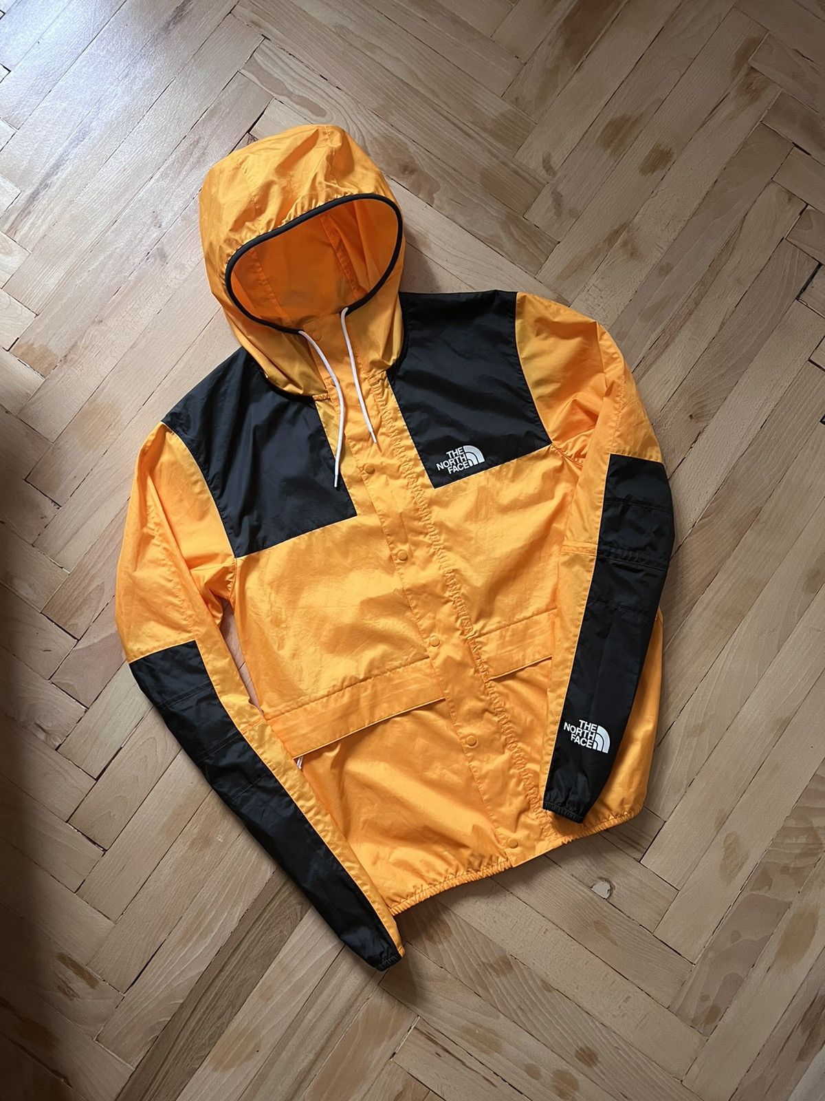 The North Face The North Face light jacket Size US S / EU 44-46 / 1 - 1 Thumbnail