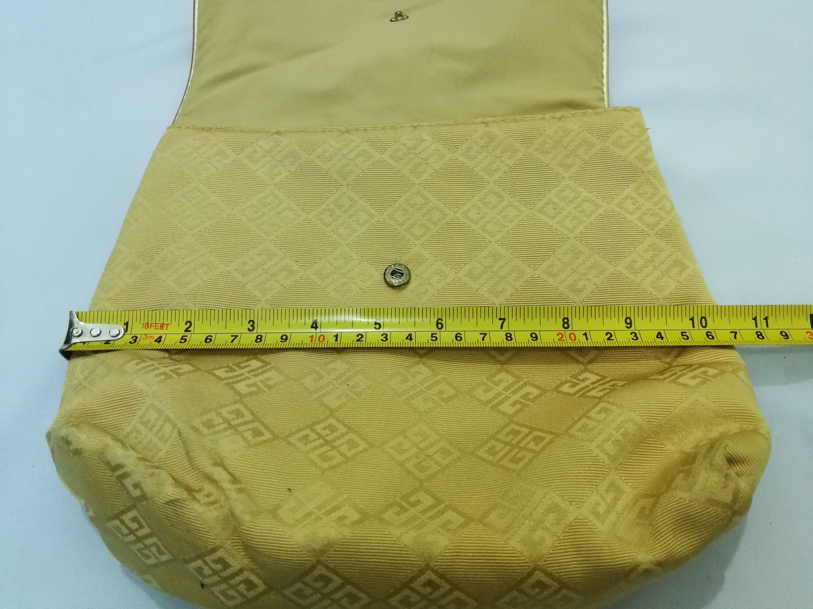 Givenchy Organza De Givenchy Monogram Toiletries Mini Bag Size ONE SIZE - 4 Thumbnail