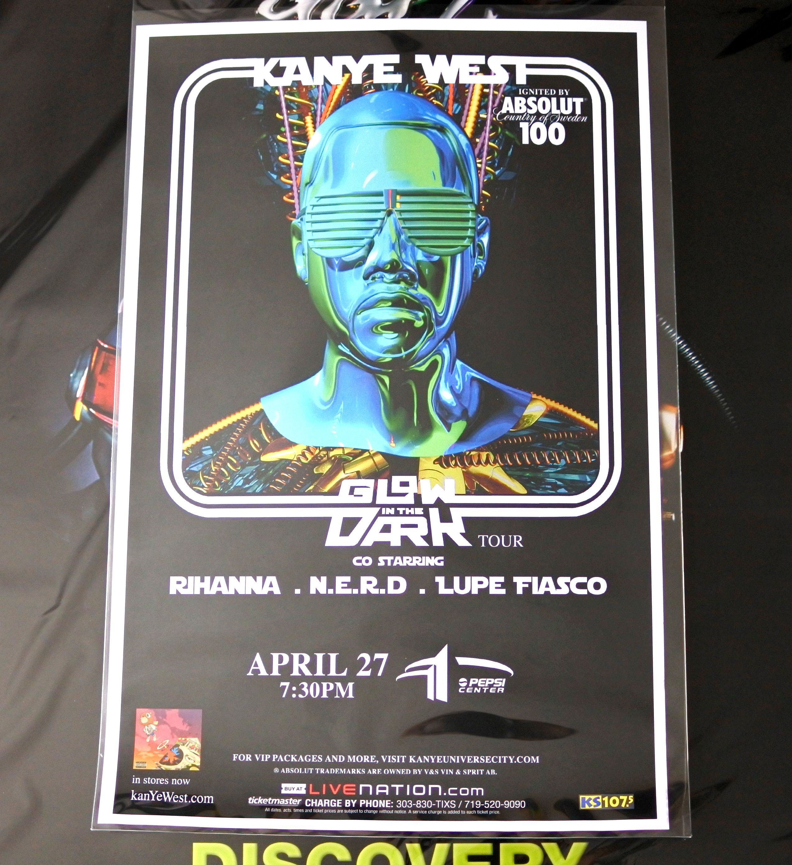 Kanye West RARE Authentic Kanye N.E.R.D Glow in the Dark 08 Tour ...