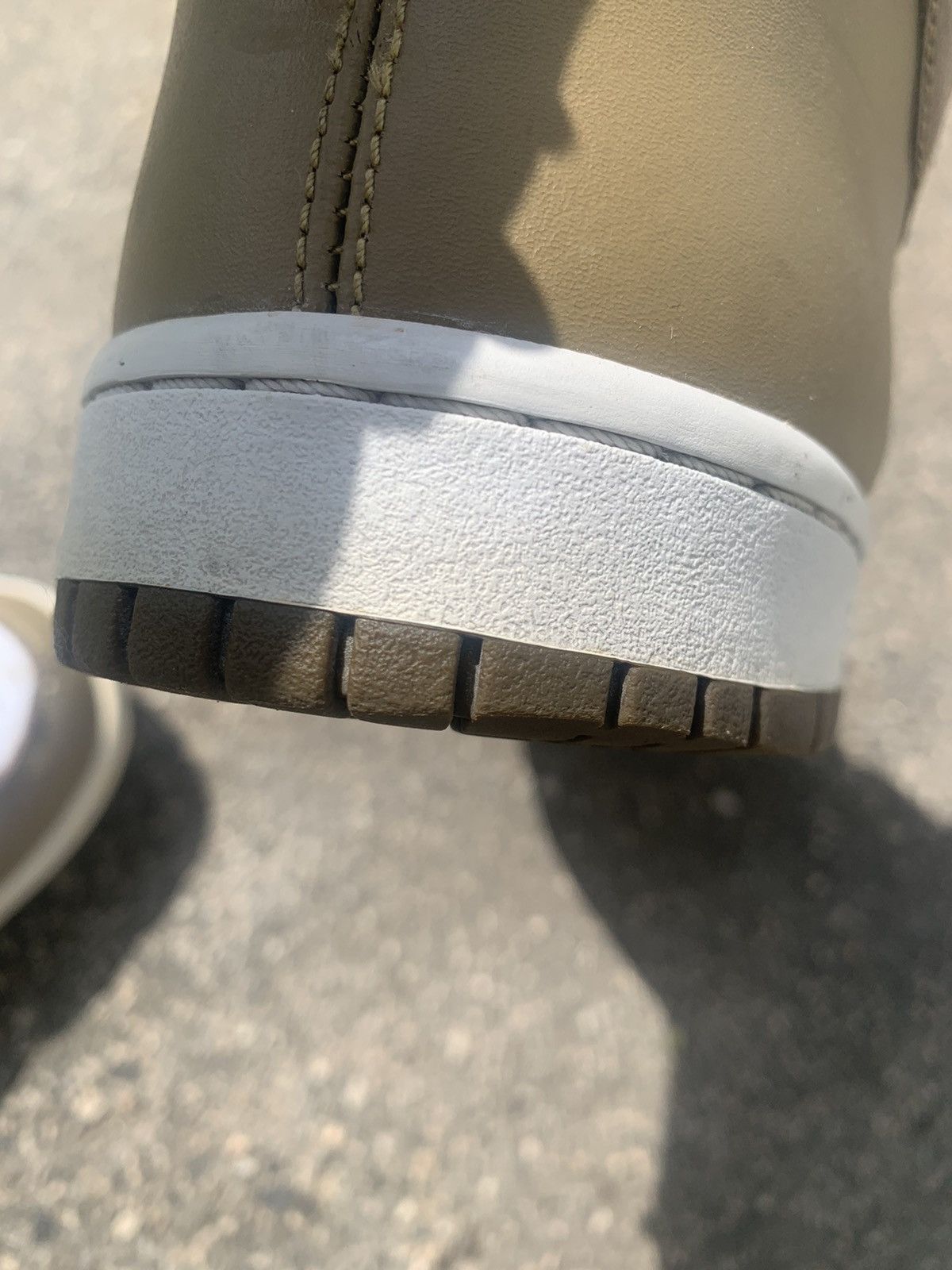Nike Nike Dunk High 2010 Ostrich Pack Kelp Olive Travis Size US 9 / EU 42 - 13 Thumbnail