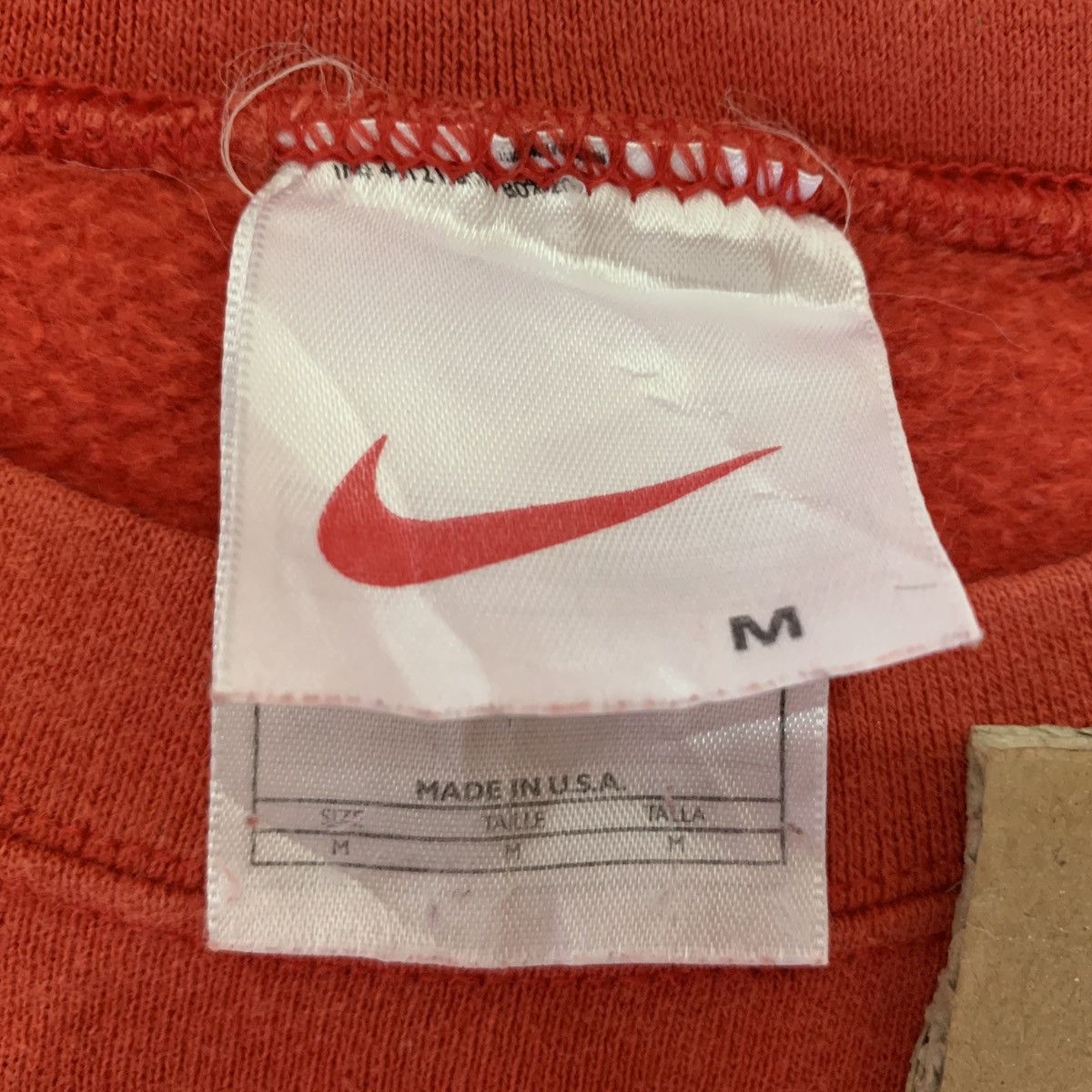 Nike Rare! Vintage 90s Nike Center Logo Sweatshirt Made In Usa Size US L / EU 52-54 / 3 - 9 Thumbnail