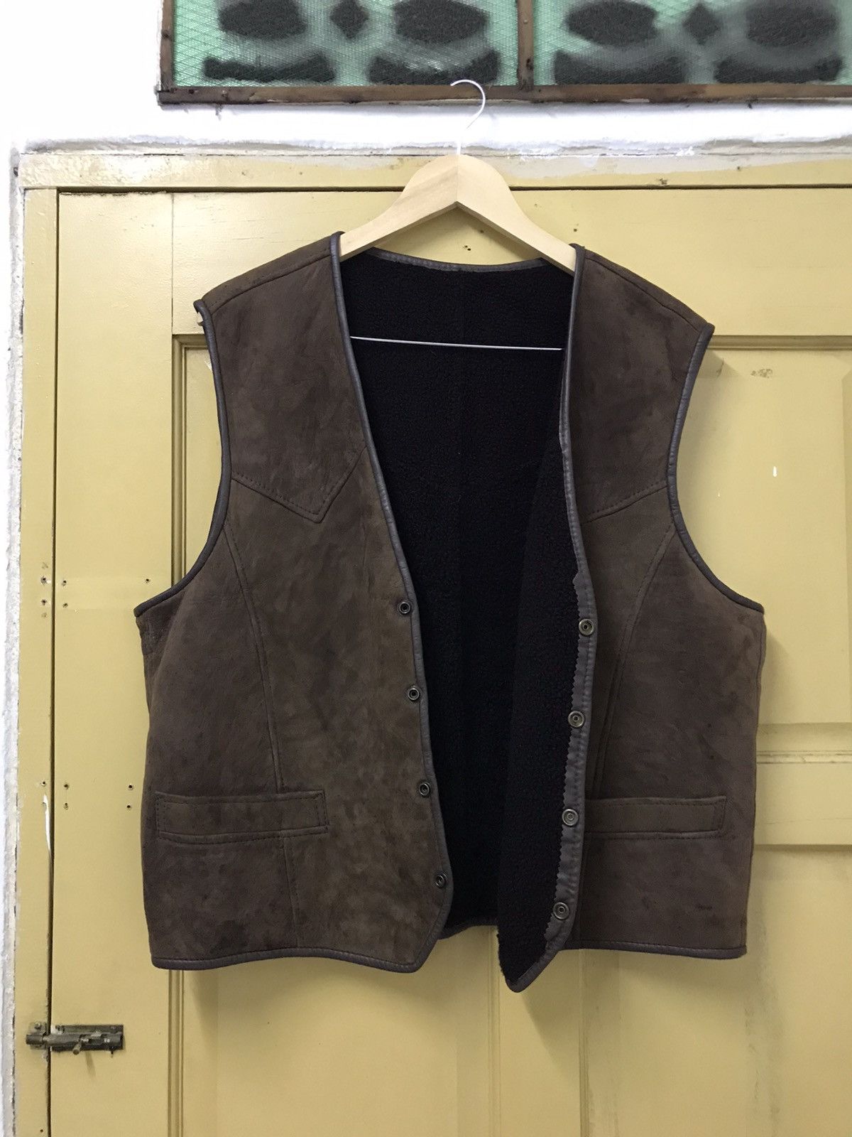 Vintage Nice❗️Vintage Malubel Sydney Sheepskin Sherpa Vest Jacket Size US XL / EU 56 / 4 - 15 Thumbnail
