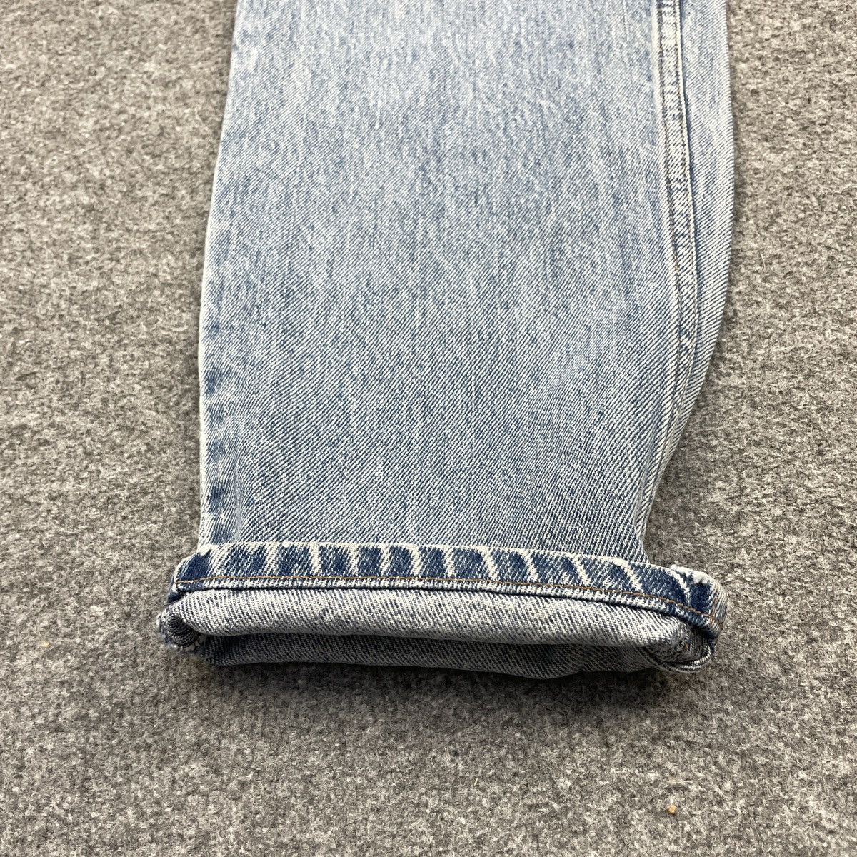 Levi's × Vintage Vintage Levi's 550 Blue Light Wash - wc 257 Size US 31 - 5 Thumbnail