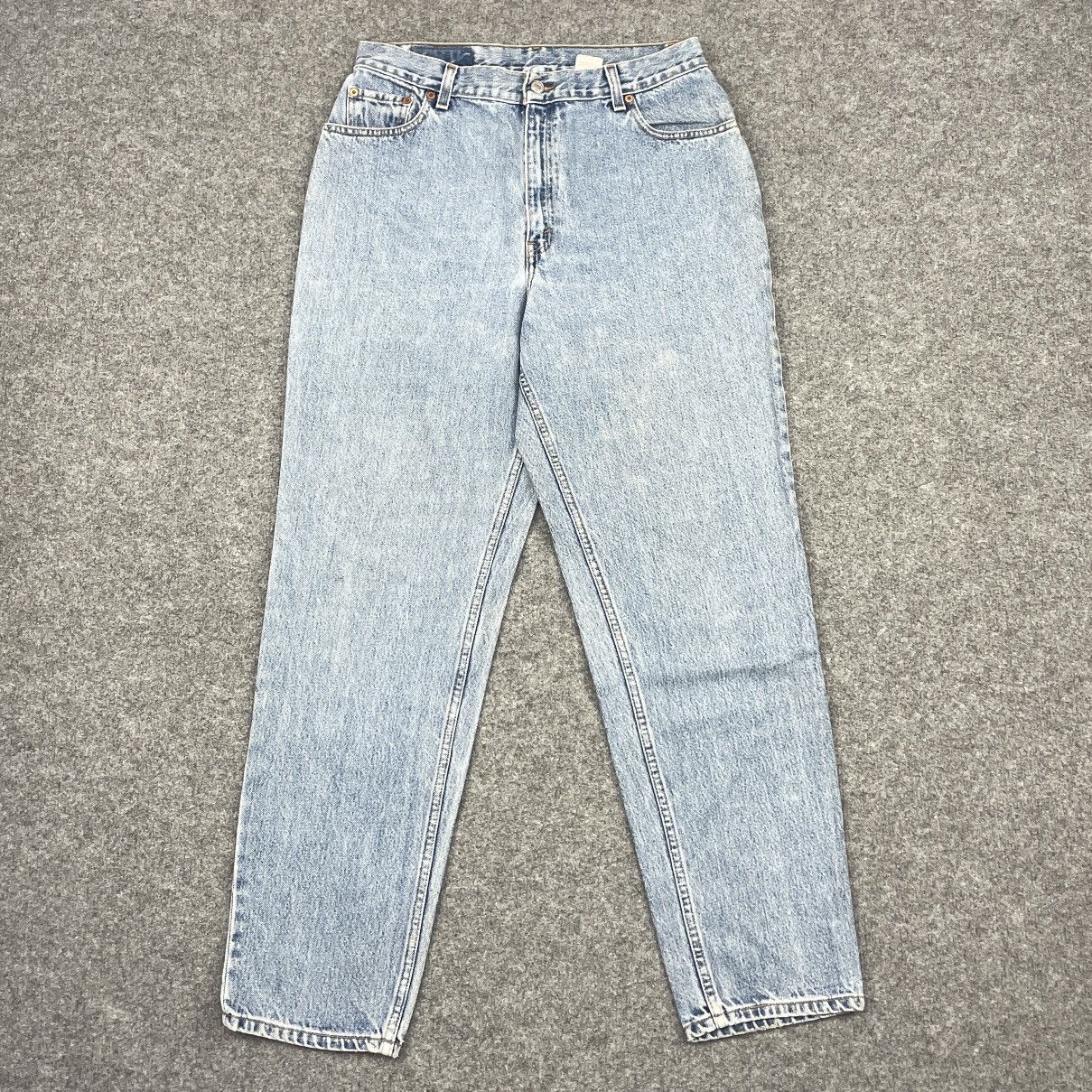 Levi's × Vintage Vintage Levi's 550 Blue Light Wash - wc 257 Size US 31 - 1 Thumbnail