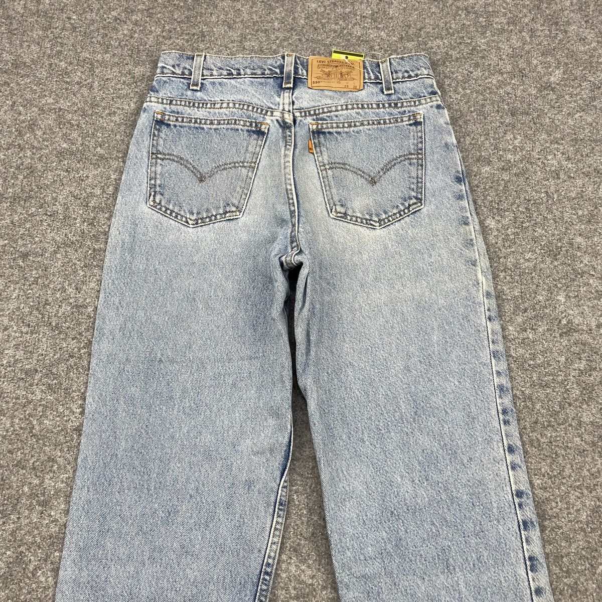 Levi's × Vintage Vintage Levi's 550 Blue Light wash Oren Tab - wc 261 Size US 29 - 3 Thumbnail