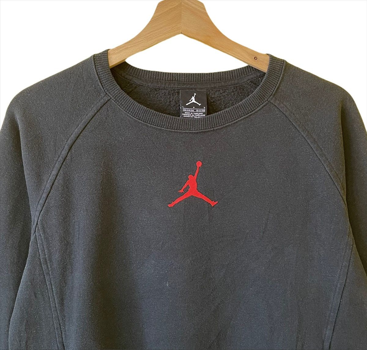 Jordan Brand Air Jordan Small Logo Crewneck Sweatshirt Size S Size US S / EU 44-46 / 1 - 4 Thumbnail