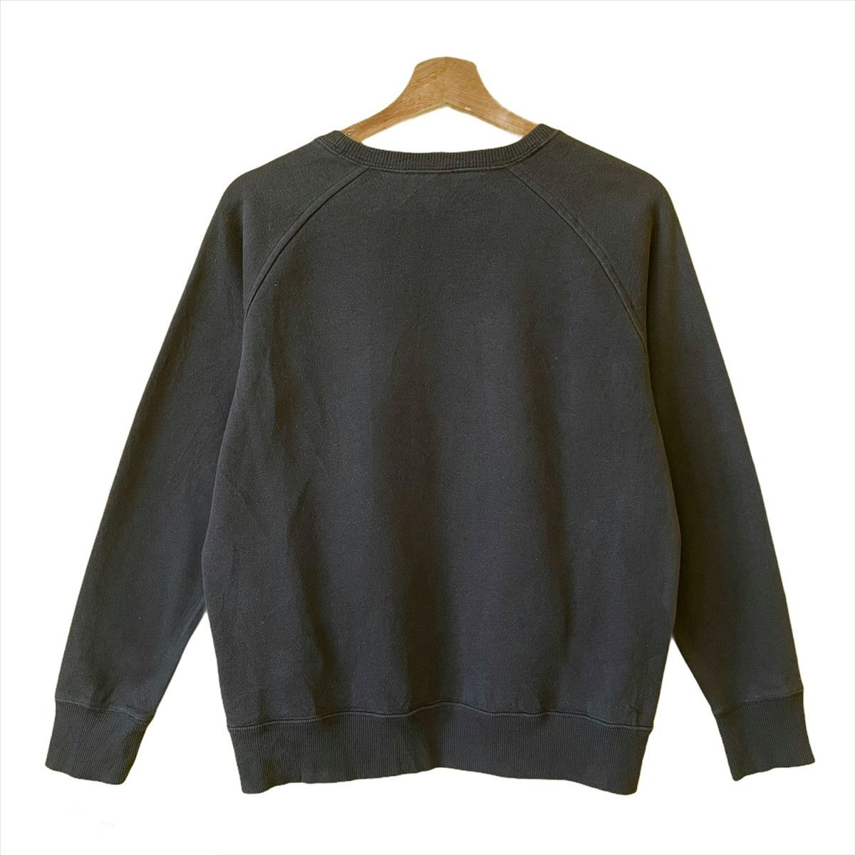 Jordan Brand Air Jordan Small Logo Crewneck Sweatshirt Size S Size US S / EU 44-46 / 1 - 6 Thumbnail