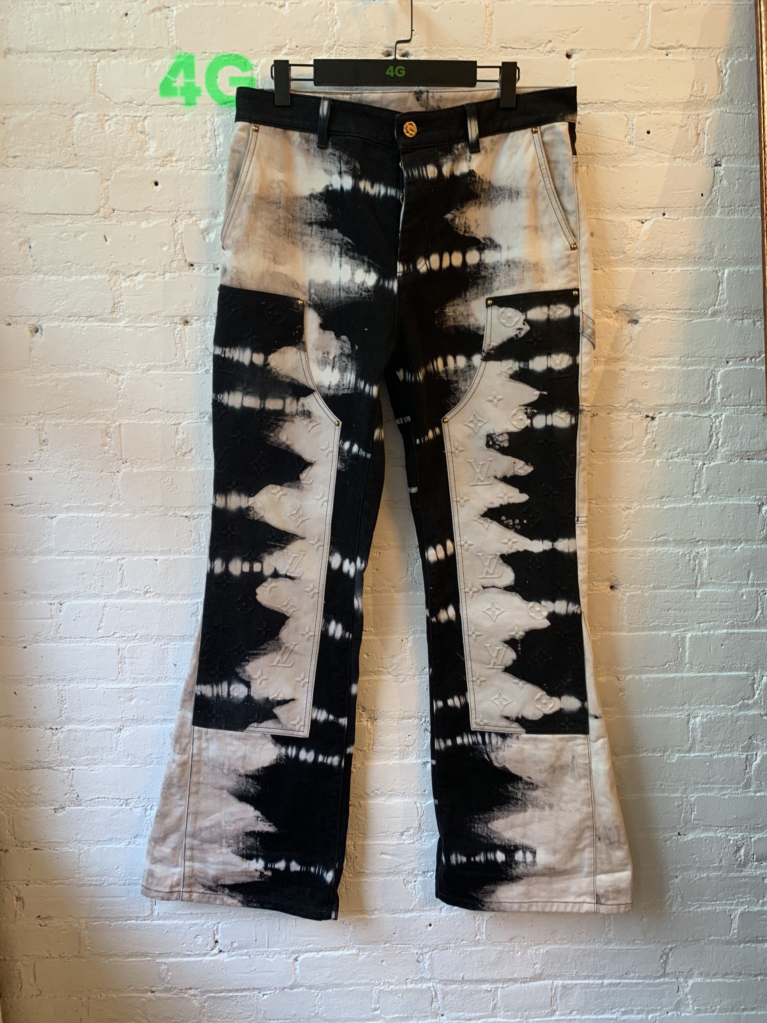 Louis Vuitton × Virgil Abloh LV x VIRGIL 1/30 Tie Dye Double Knee Le Flare Jeans Size US 33 - 1 Thumbnail