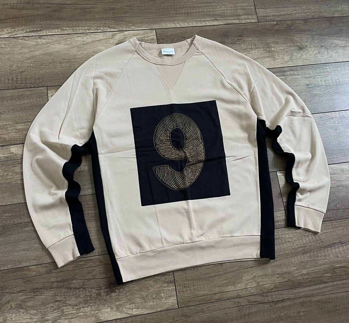 Dries Van Noten Dries Van Noten Beige 9 Sweatshirt Pullover Crewneck Size US M / EU 48-50 / 2 - 1 Thumbnail