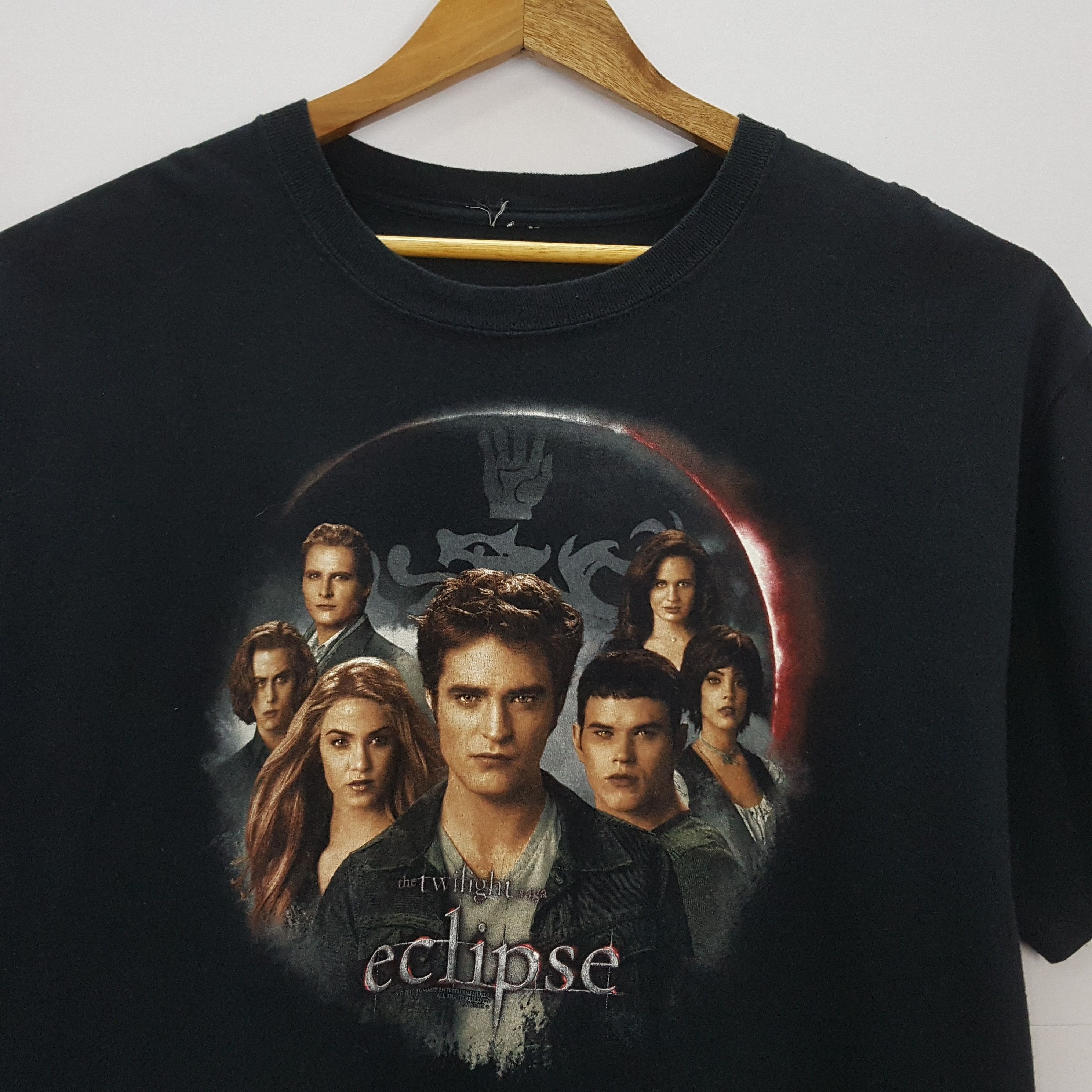 Loveless × Vintage Vintage the twilight saga eclipse nice design t-shirt Size US XL / EU 56 / 4 - 2 Thumbnail