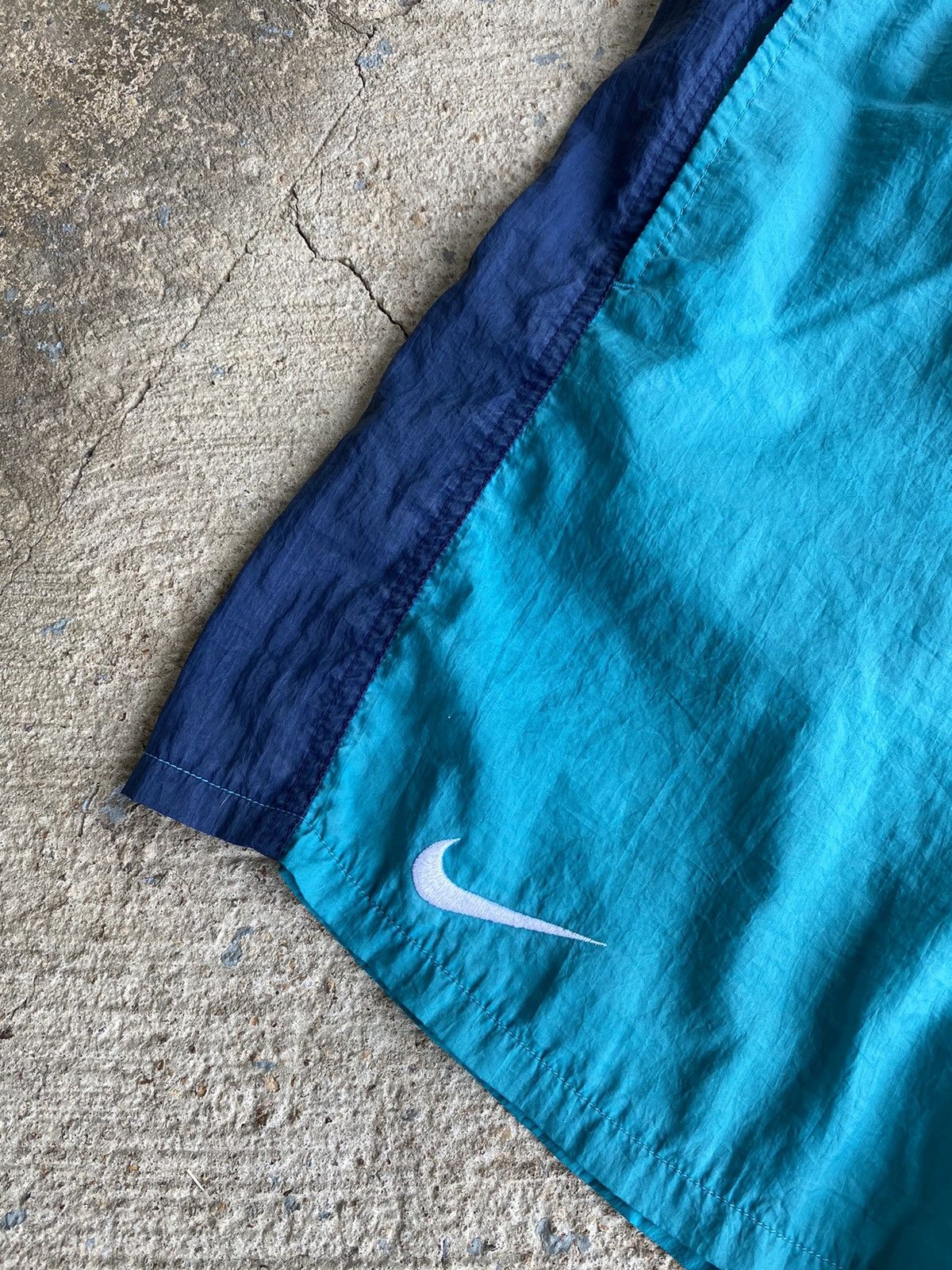 Nike × Vintage Vintage 90’s Nike Big Swoosh Distressed Nylon Shorts Size US 36 / EU 52 - 2 Thumbnail