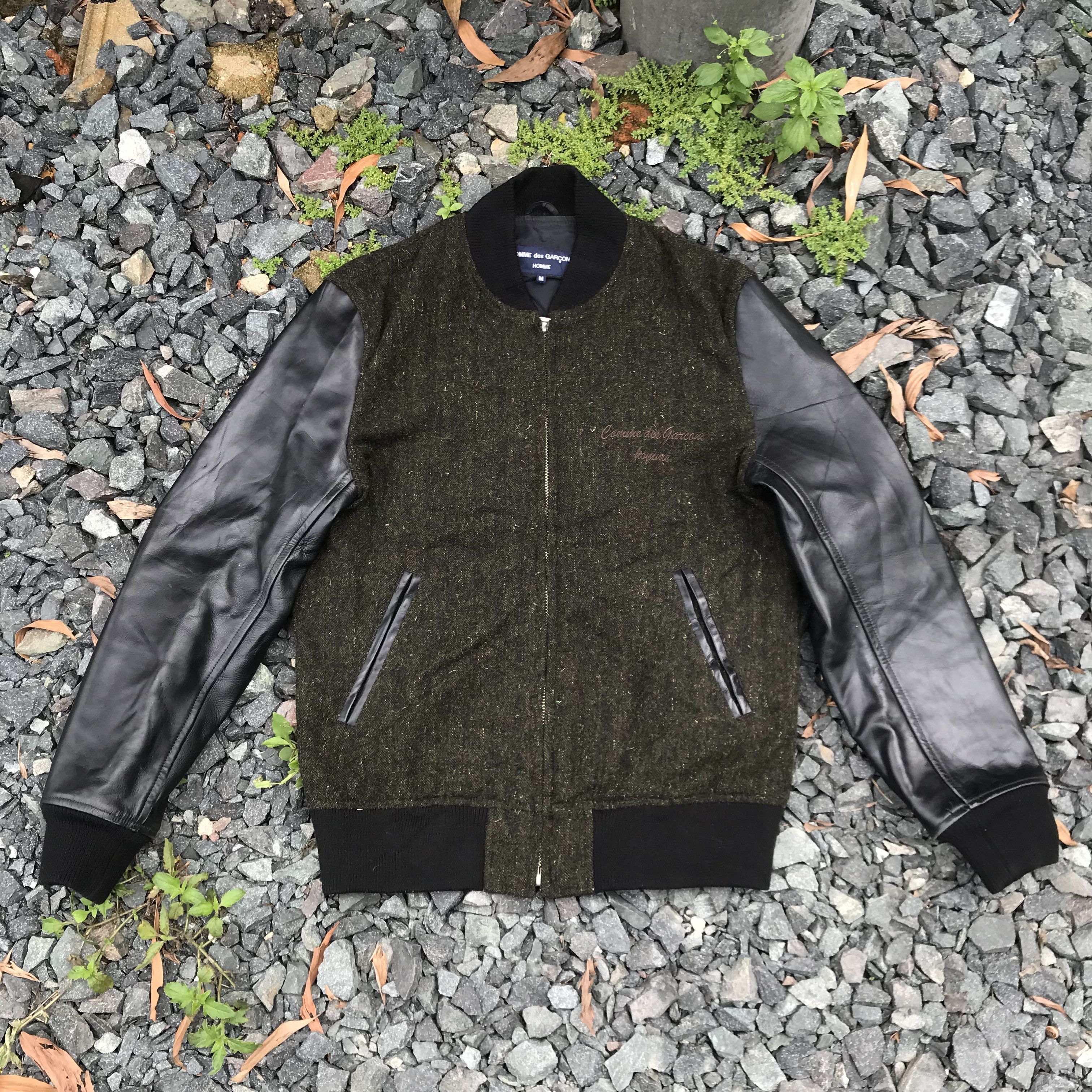 Comme des Garcons Comme Des Garcons AD2011 Varsity cowhide sleeve embroidered Size US M / EU 48-50 / 2 - 2 Thumbnail