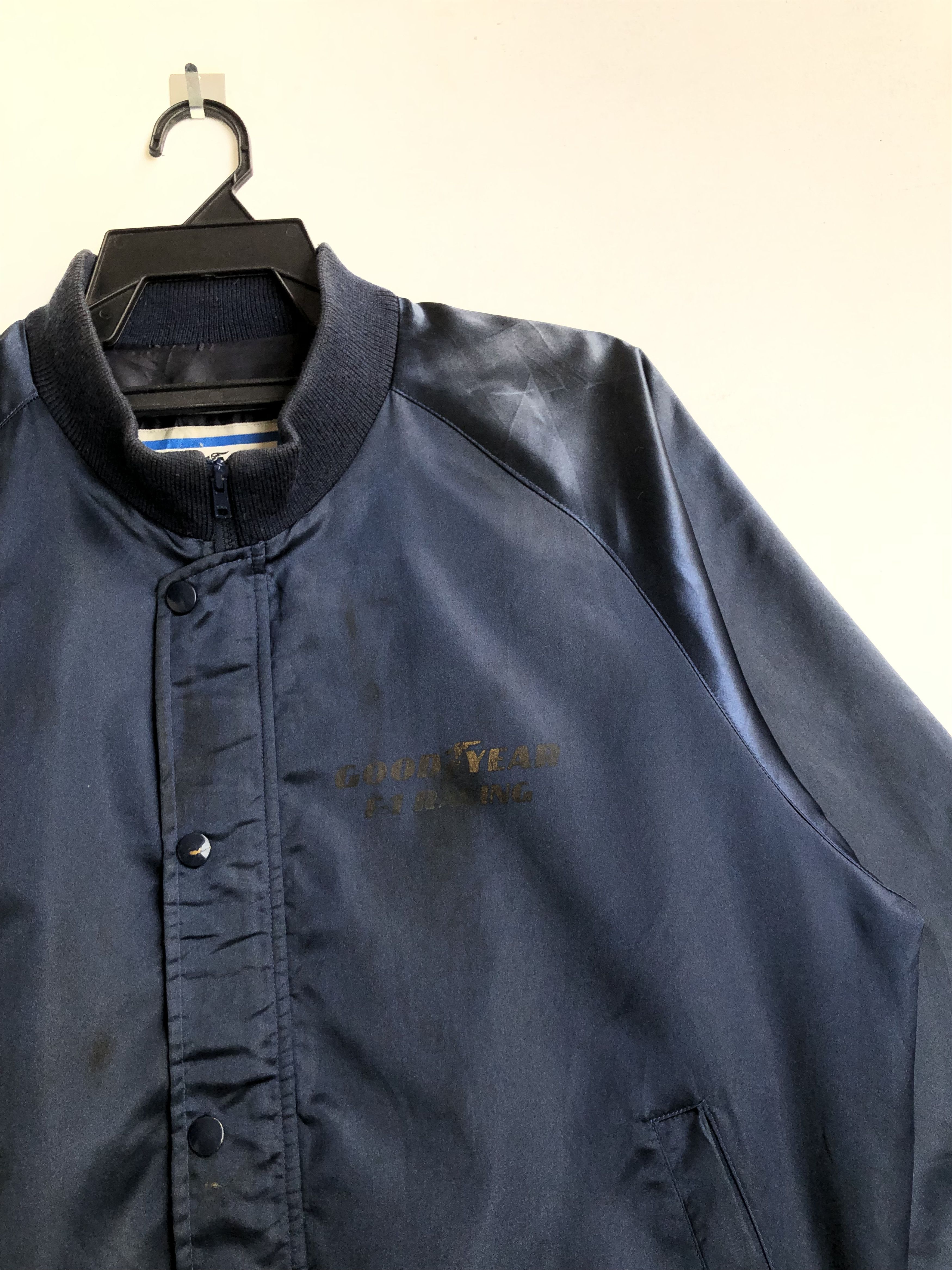 Vintage VINTAGE 90’S DISTRESSED GOODYEAR F1 RACING JACKET Size US M / EU 48-50 / 2 - 12 Thumbnail