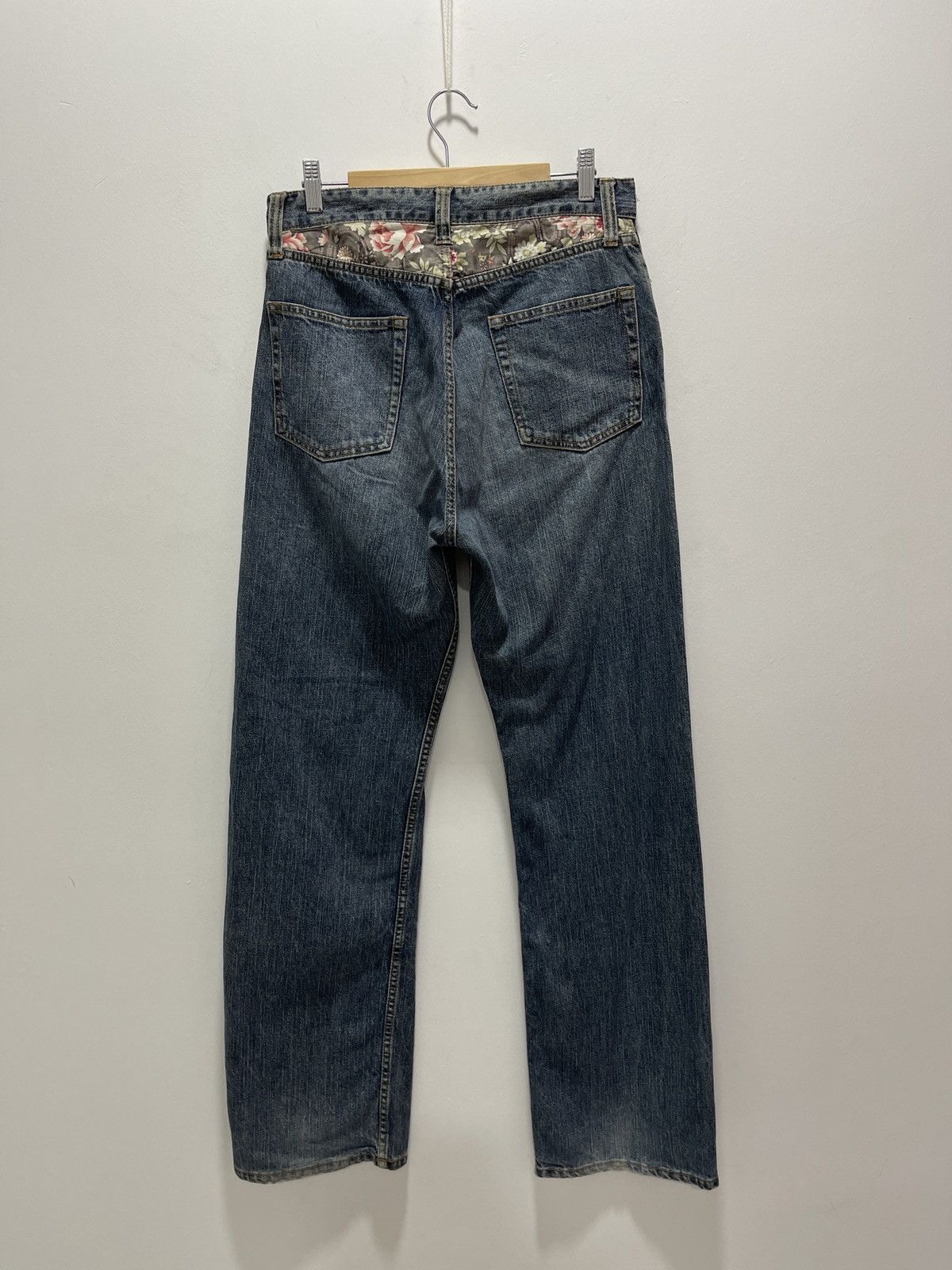 Japanese Brand JAPANESE KOI FISH EMBROIDERY DISTRESSED DENIM JEANS Size US 30 / EU 46 - 9 Thumbnail