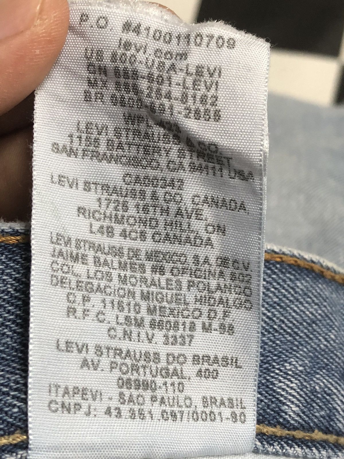 Levi's × Vintage Vintage Levis 550 Relaxed Fit Jean L56 Size US 36 / EU 52 - 20 Thumbnail